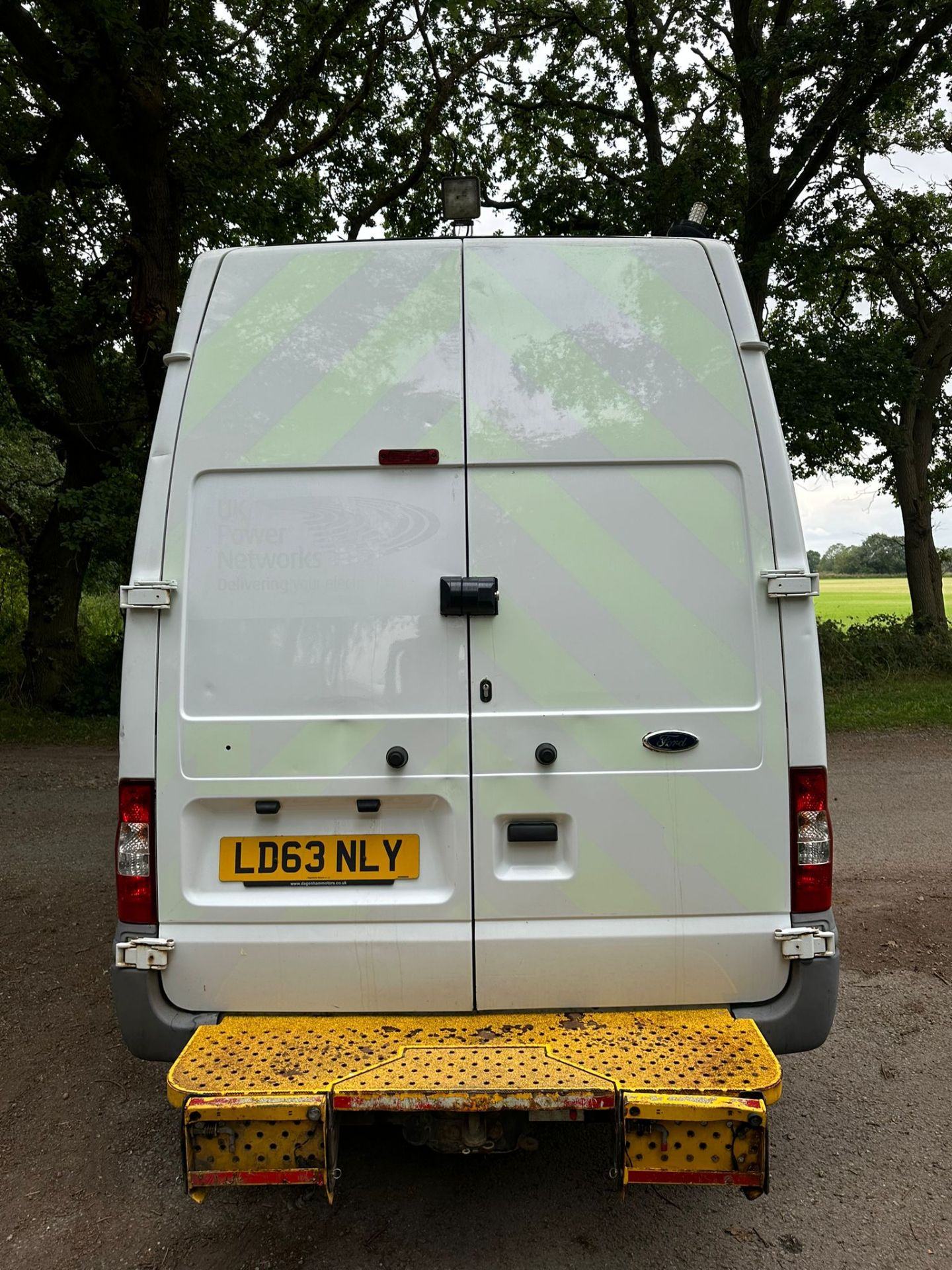 2013 63 FORD TRANSIT LWB WORKSHOP VAN - 109K MILES - Image 5 of 8