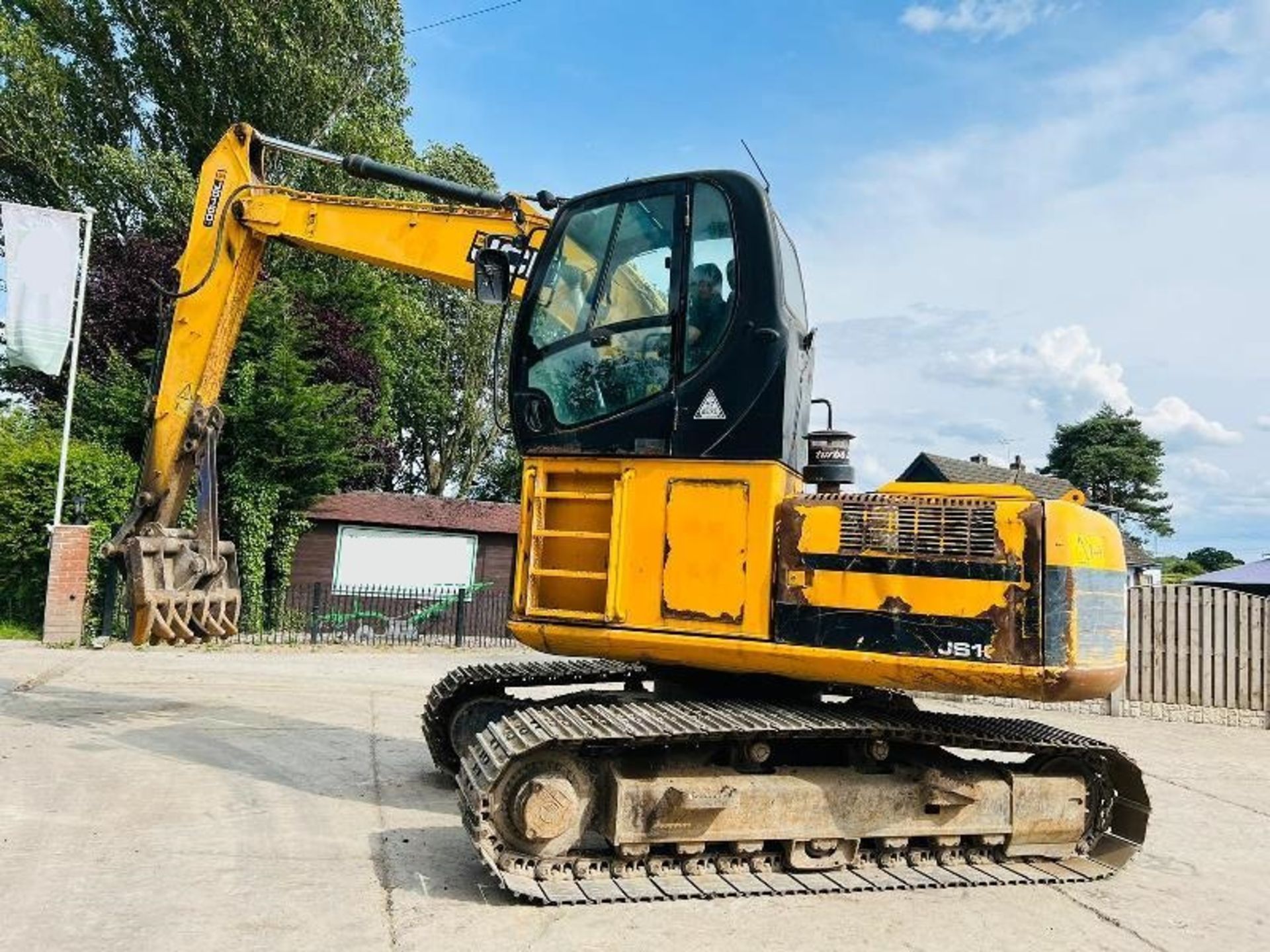 JCB JS160 HIGH RISED CABIN TRACKED EXCAVATOR C/W G - Image 7 of 12