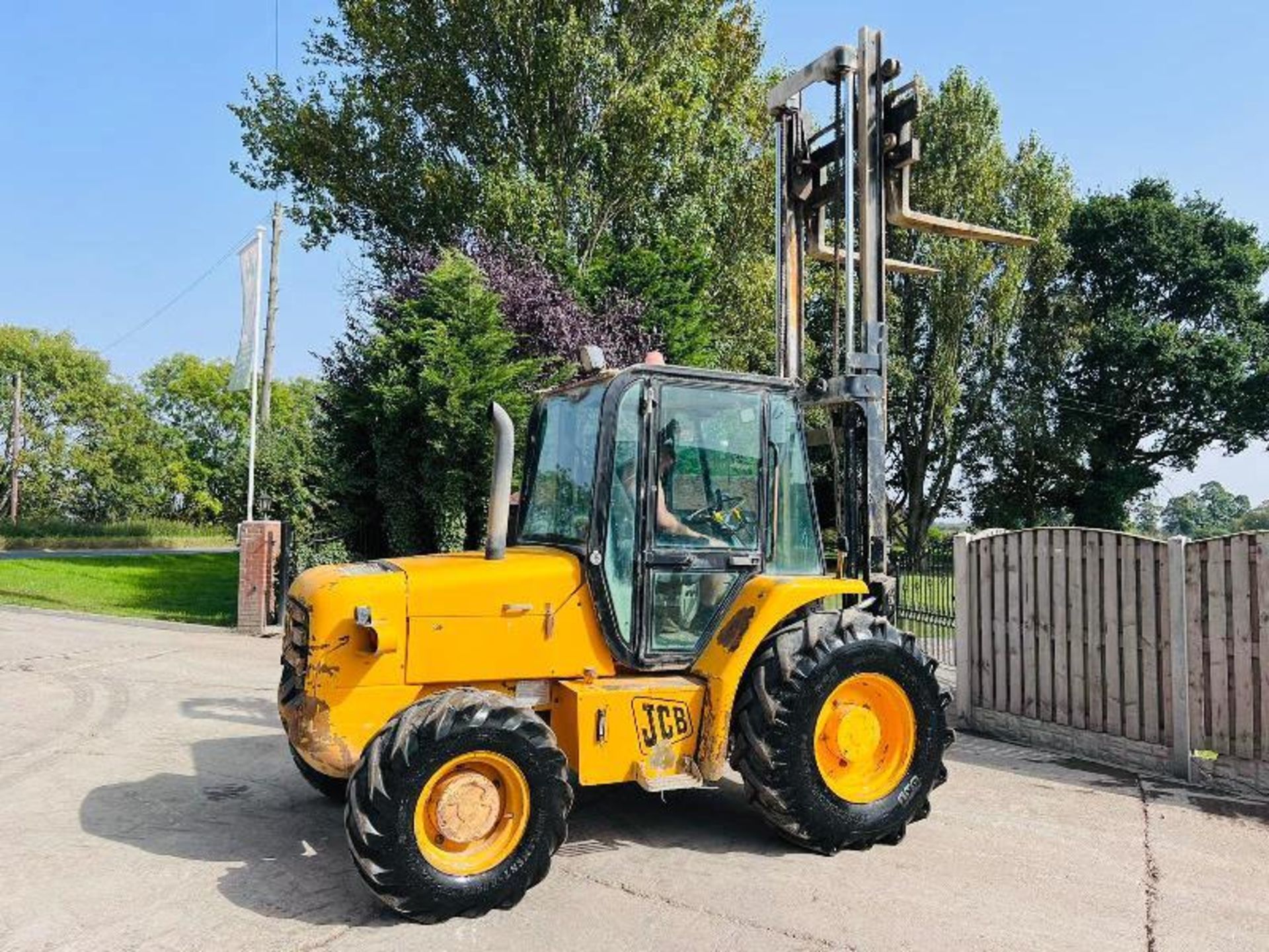 JCB 926 4WD ROUGH TERRIAN FORKLIFT C/W 2 STAGE MAS - Image 11 of 13