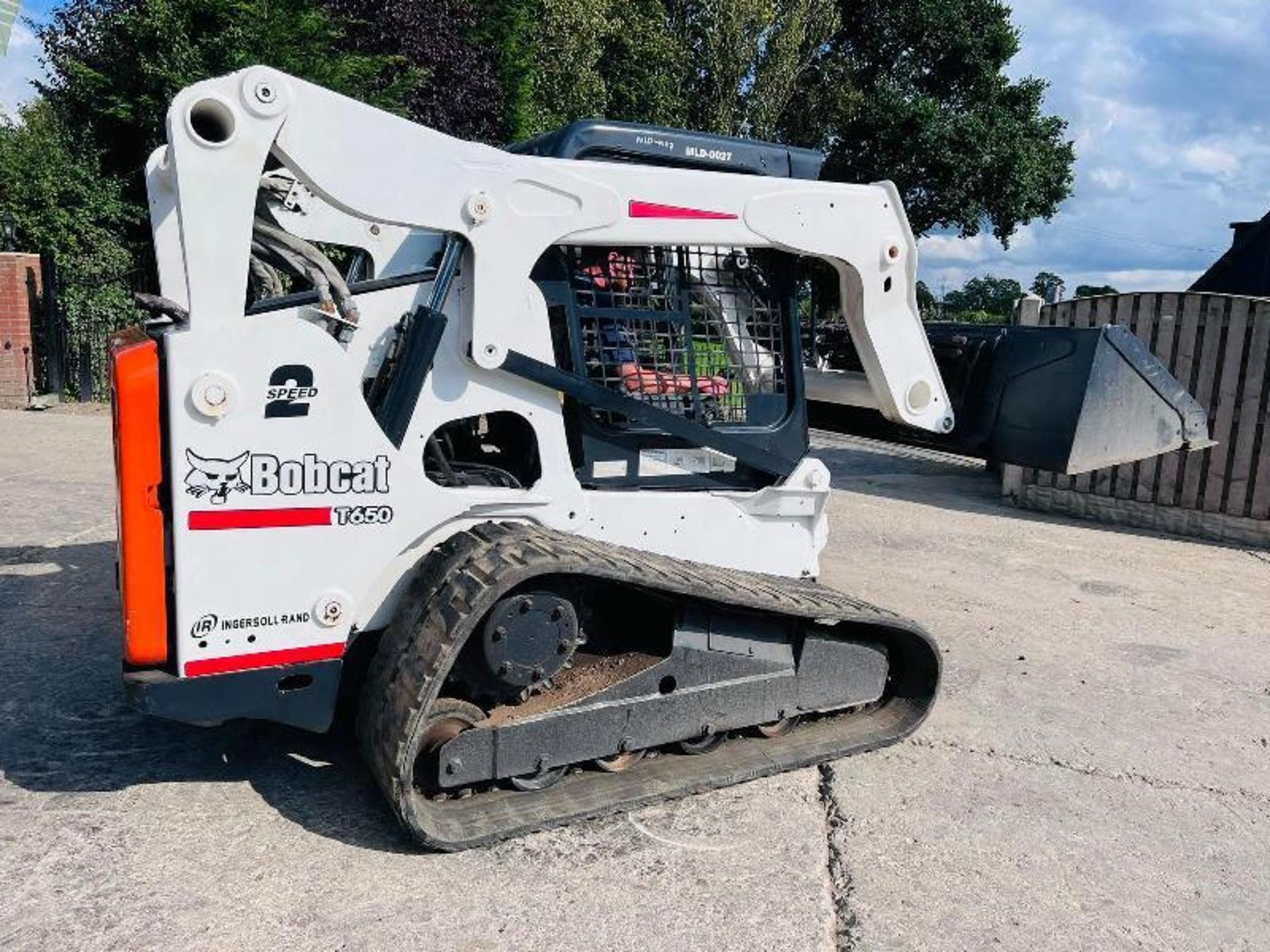 BOBCAT T650 TRACKED SKIDSTEER *YEAR 2013, 1880 HOU - Image 9 of 14