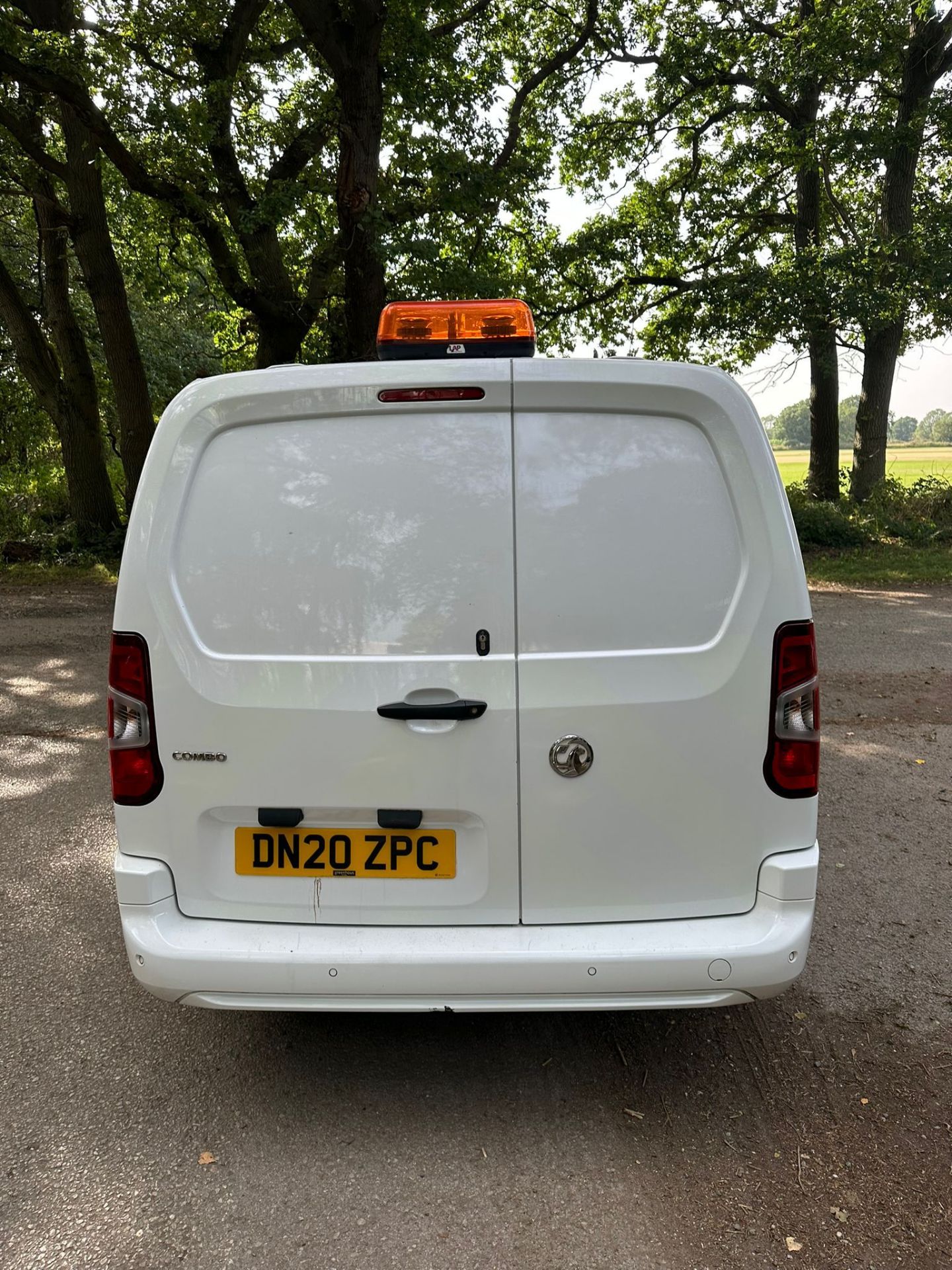 2020 20 VAUXHALL COMBO SPORTIVE PANEL VAN - 73K MI - Image 6 of 10