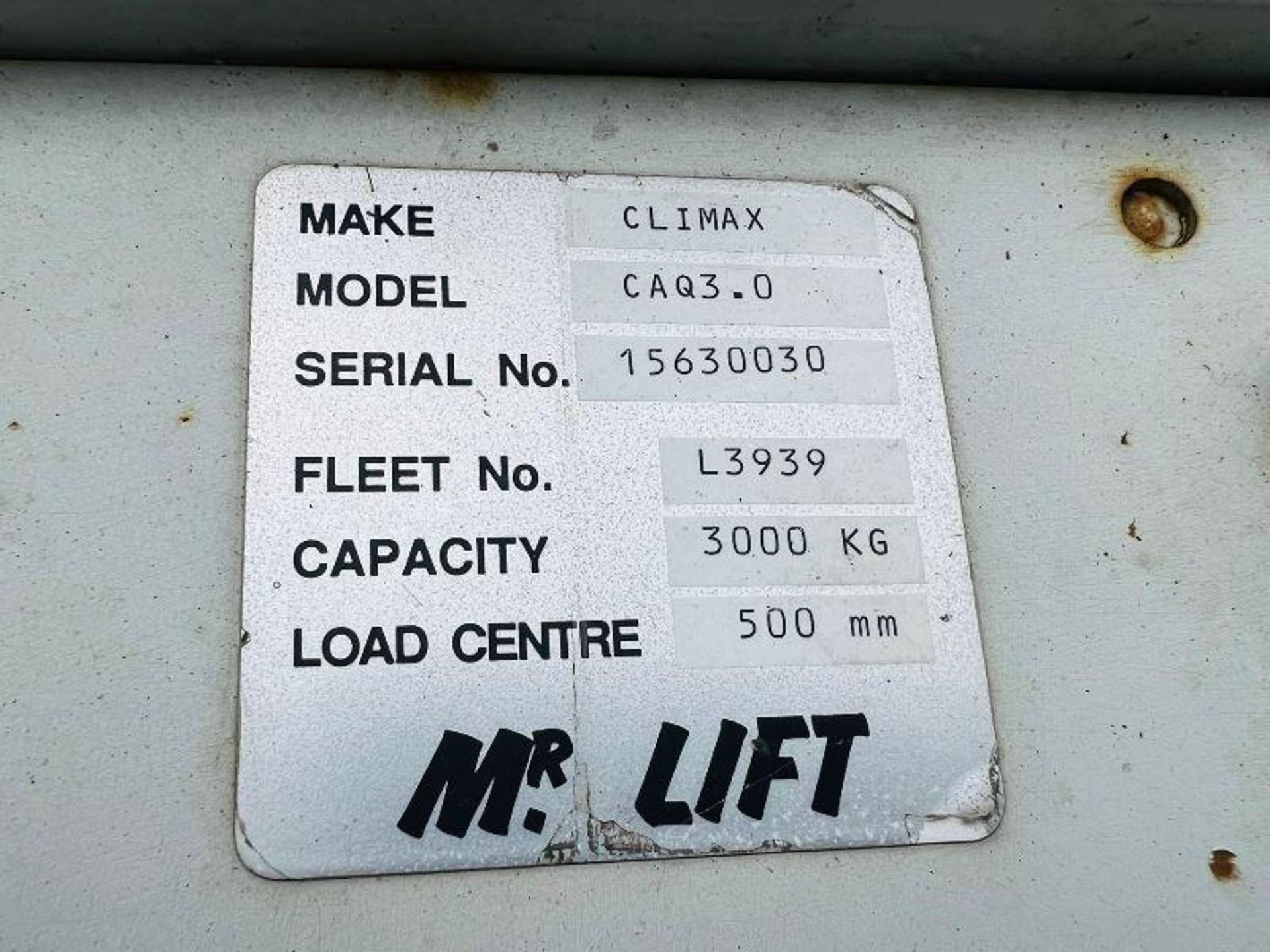 CLIMAX CAQ3.0 FORKLIFT C/W 2 STAGE MAST & PALLET TINES - Image 5 of 10