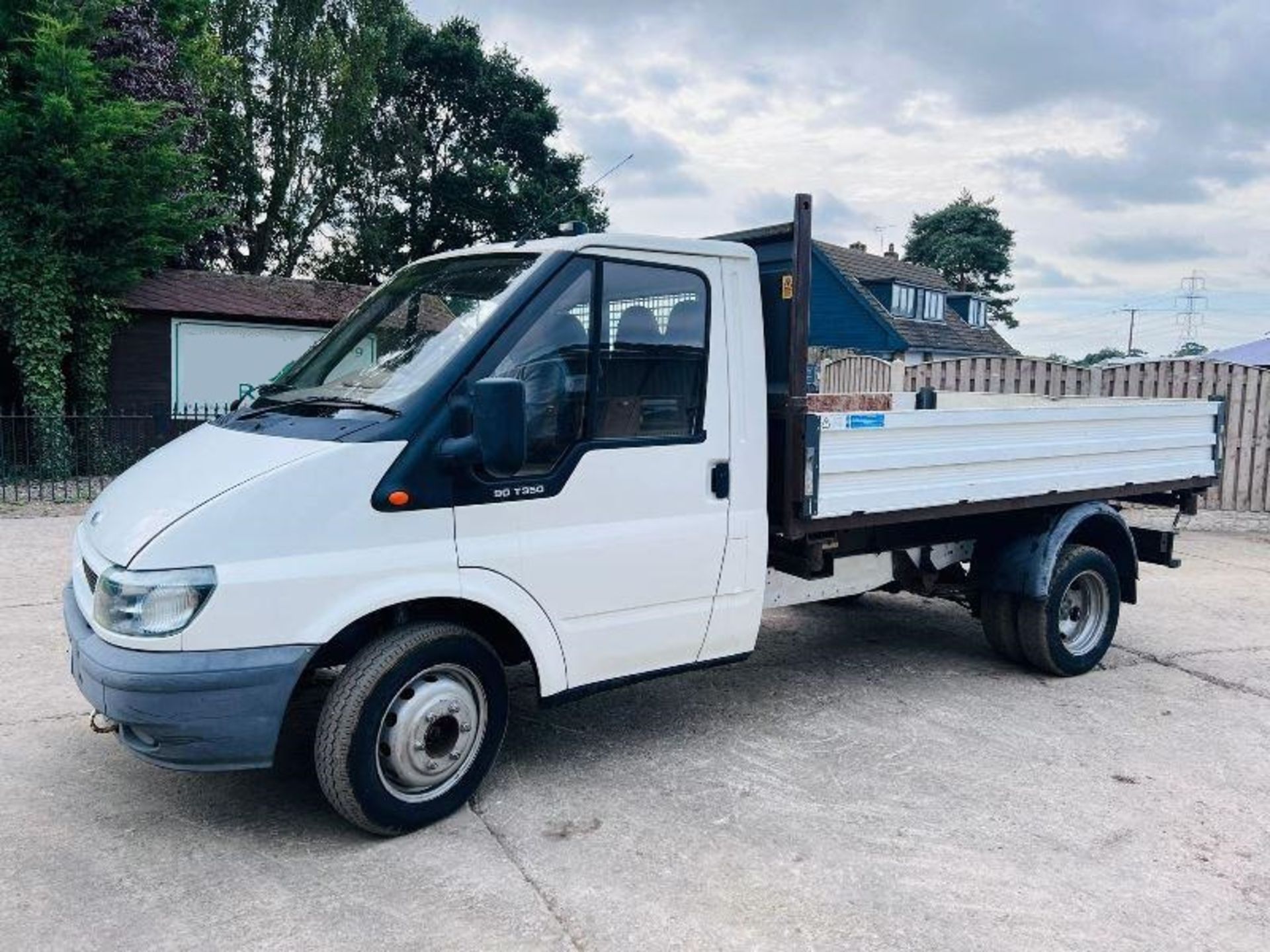 FORD TRANSIT 125 T350 4X2 THREE WAY TIPPER C/W DROP SIDE BODY - Image 18 of 18