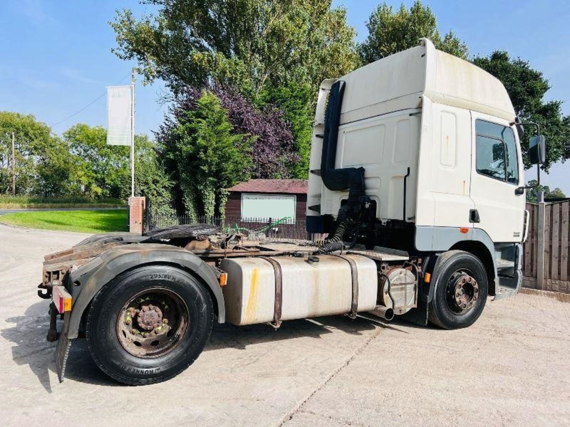 2006 DAF 45.430 4X2 TRACTOR UNIT - 4X2 - ELECTRIC - Image 10 of 15