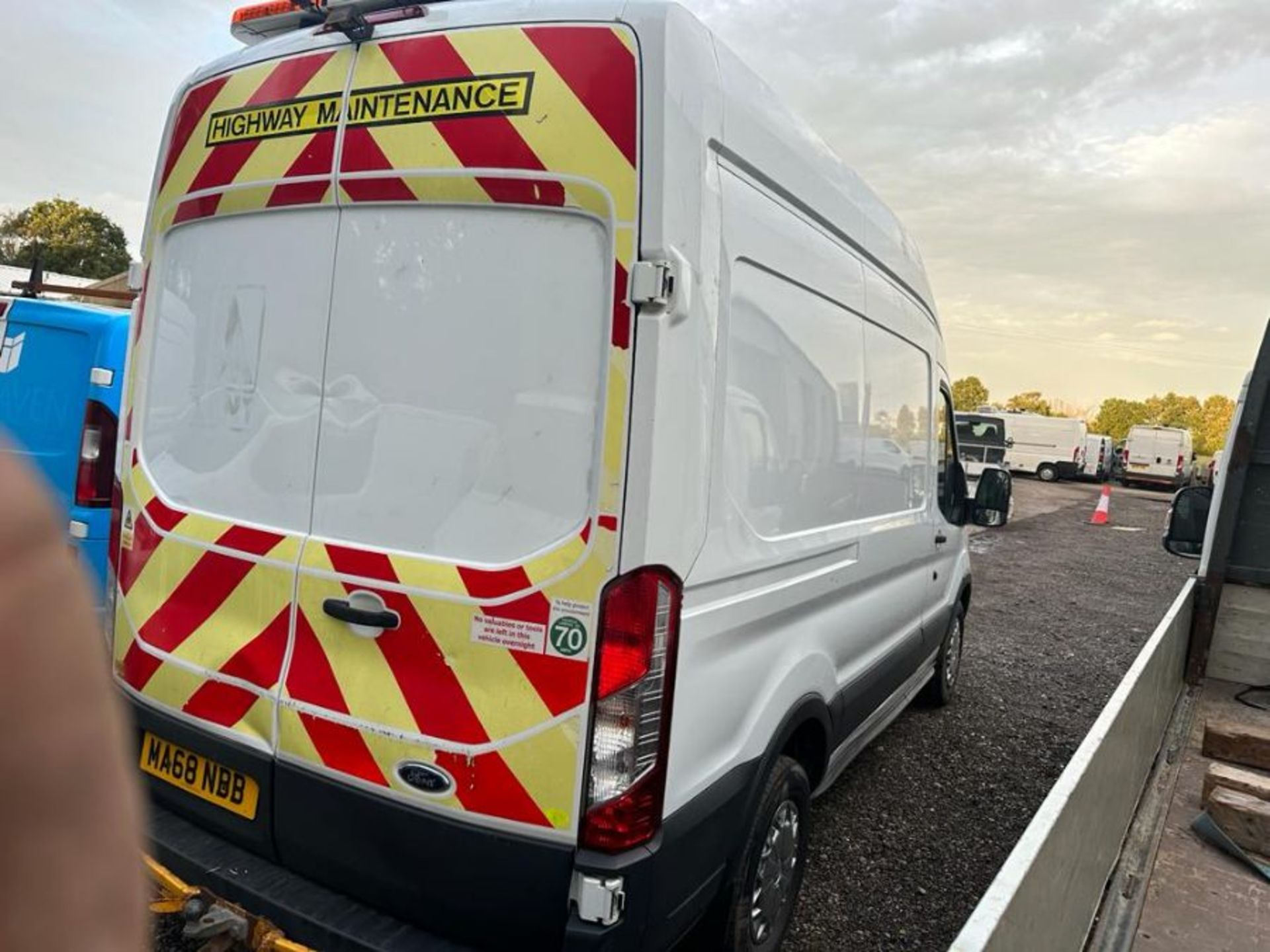 2018 68 FORD TRANSIT 350 L3 H3 PANEL VAN - 111K MILES - EURO 6 - RWD  - Image 5 of 9