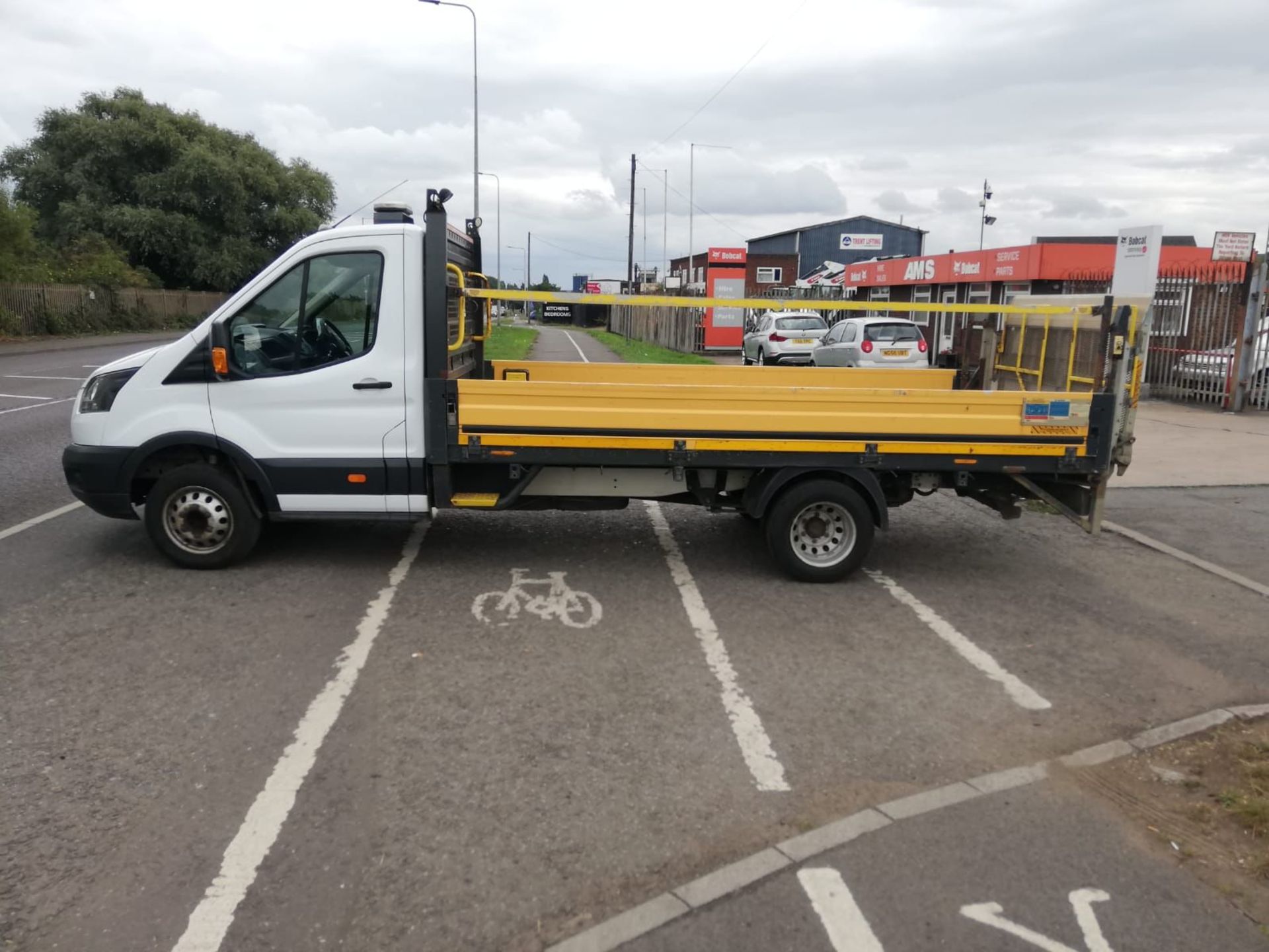 2019 19 TRANSIT LWB DROPSIDE WITH TAIL LIFT - 93K MILE - EURO 6 - TWIN REAR WHEEL - Image 4 of 9