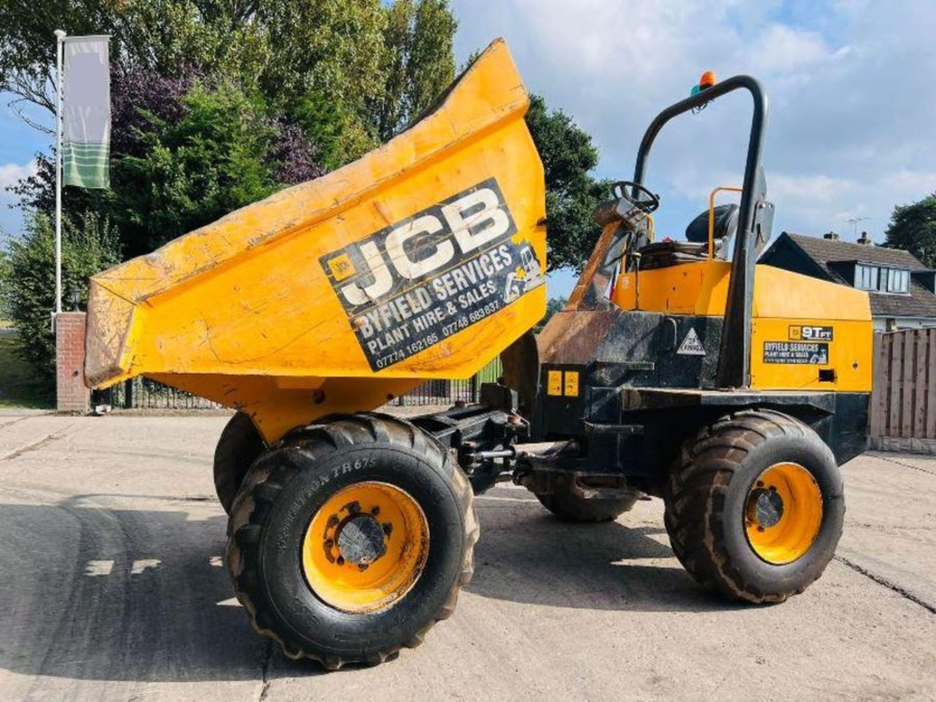 JCB 9TFT 4WD DUMPER *YEAR 2016, 1965 HOURS * C/W ROLE BAR - Image 2 of 14