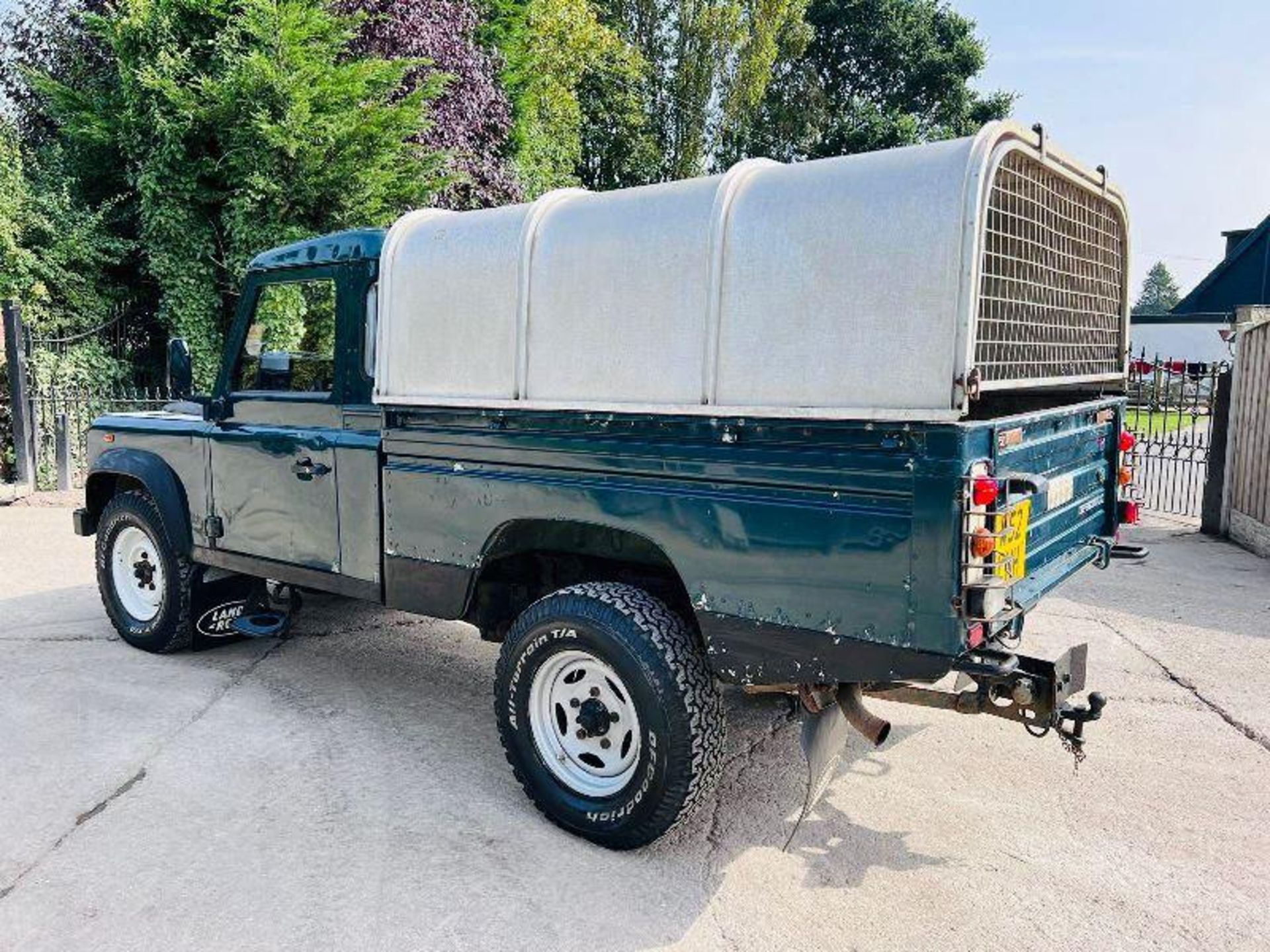 LAND ROVER 110 TD5 4WD PICK UP C/W CANOPY - 4WD - - Image 19 of 19