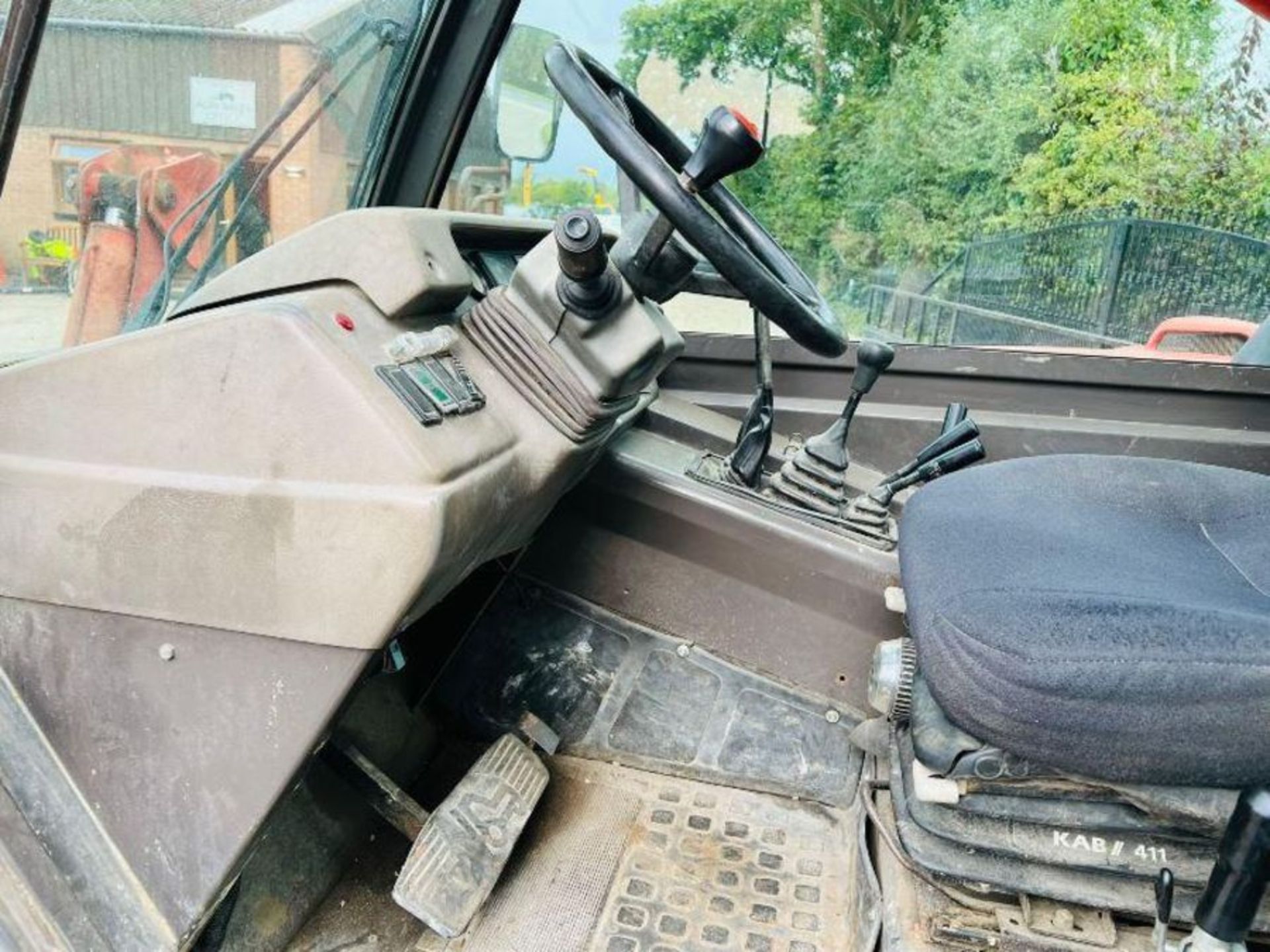 MANITOU MT1337SL 4WD TELEHANDLER *13 METER REACH* C/W PALLE TINES  - Image 10 of 17