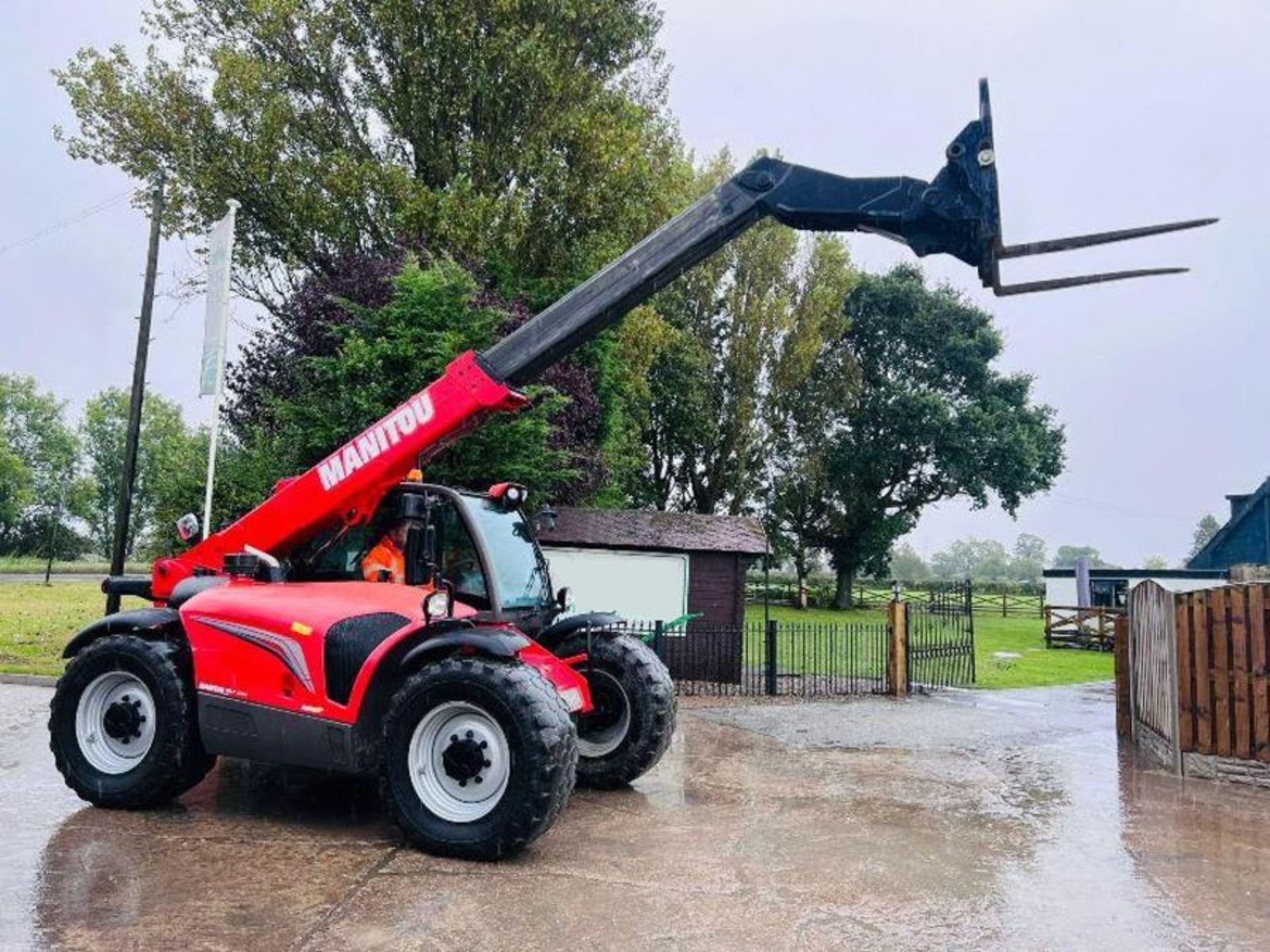 MANITOU MLT634-120 4WD TELEHANDLER *YEAR 2014, 4117 HOURS AG-SPEC* C/W PUH - Image 14 of 15