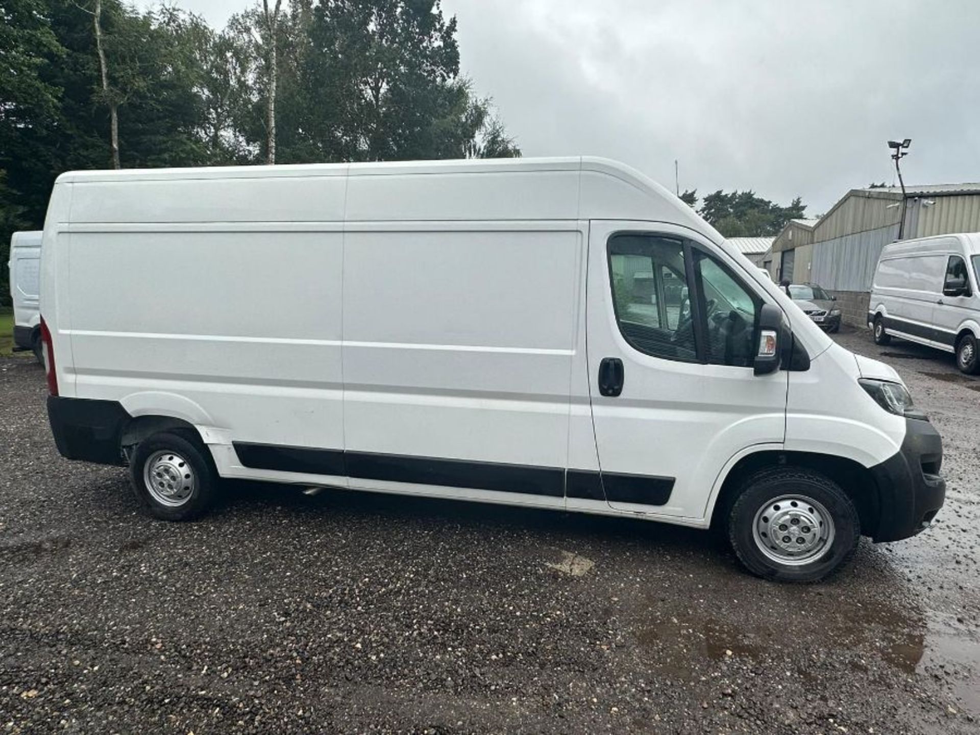 2021 21 PEUGEOT BOXER PROFESSIONAL PANEL VAN - 34K MILE - AIR CON - PLY LINED. - Image 7 of 7