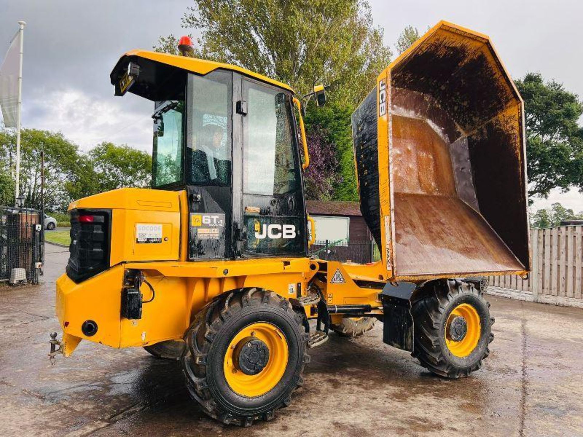 JCB 6ST 4WD DUMPER *YEAR 2018, 2406 HOURS* C/W FULLY GLAZED CABIN  - Bild 3 aus 17