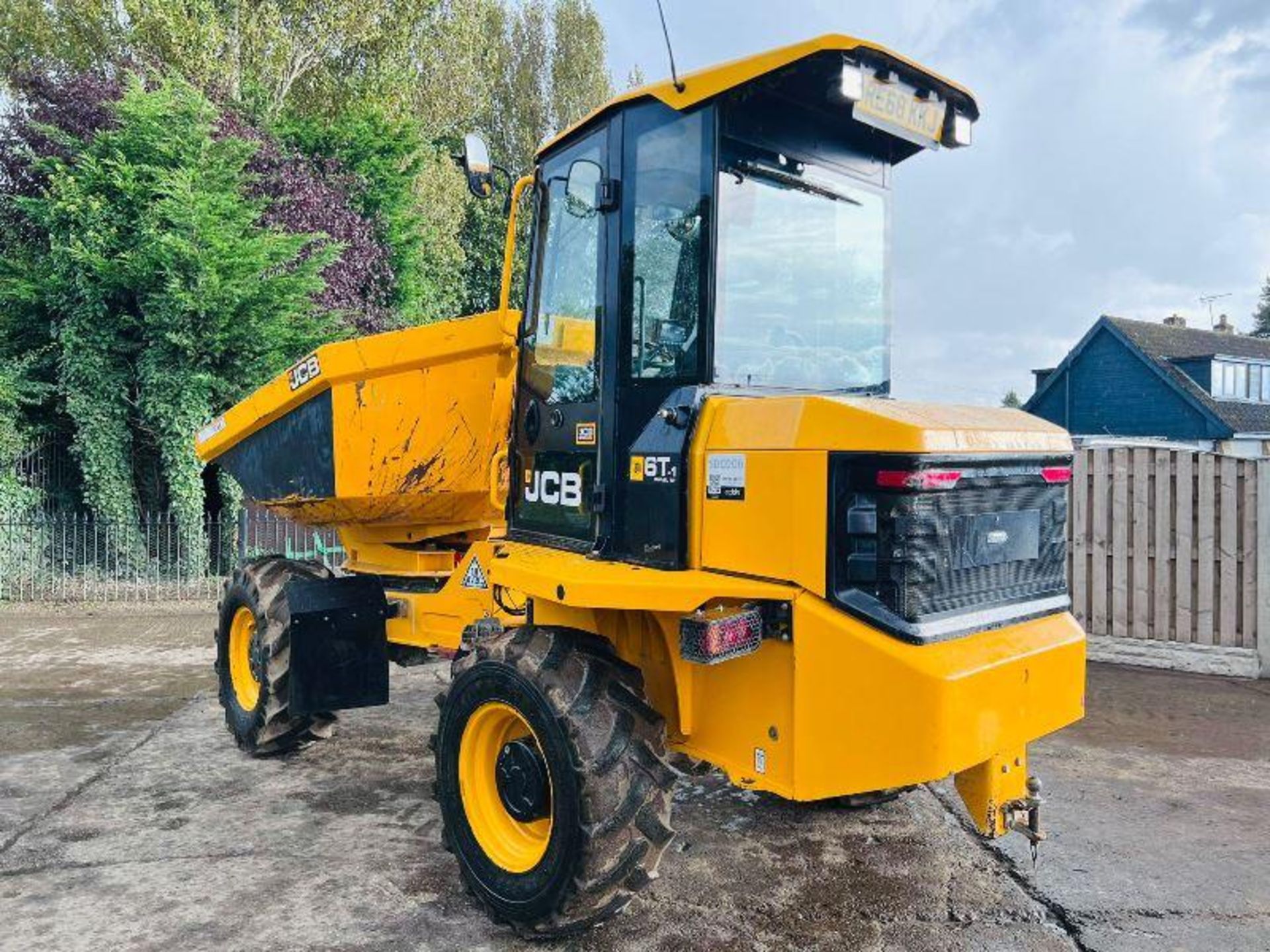 JCB 6ST 4WD DUMPER *YEAR 2018, 2406 HOURS* C/W FULLY GLAZED CABIN  - Bild 6 aus 17