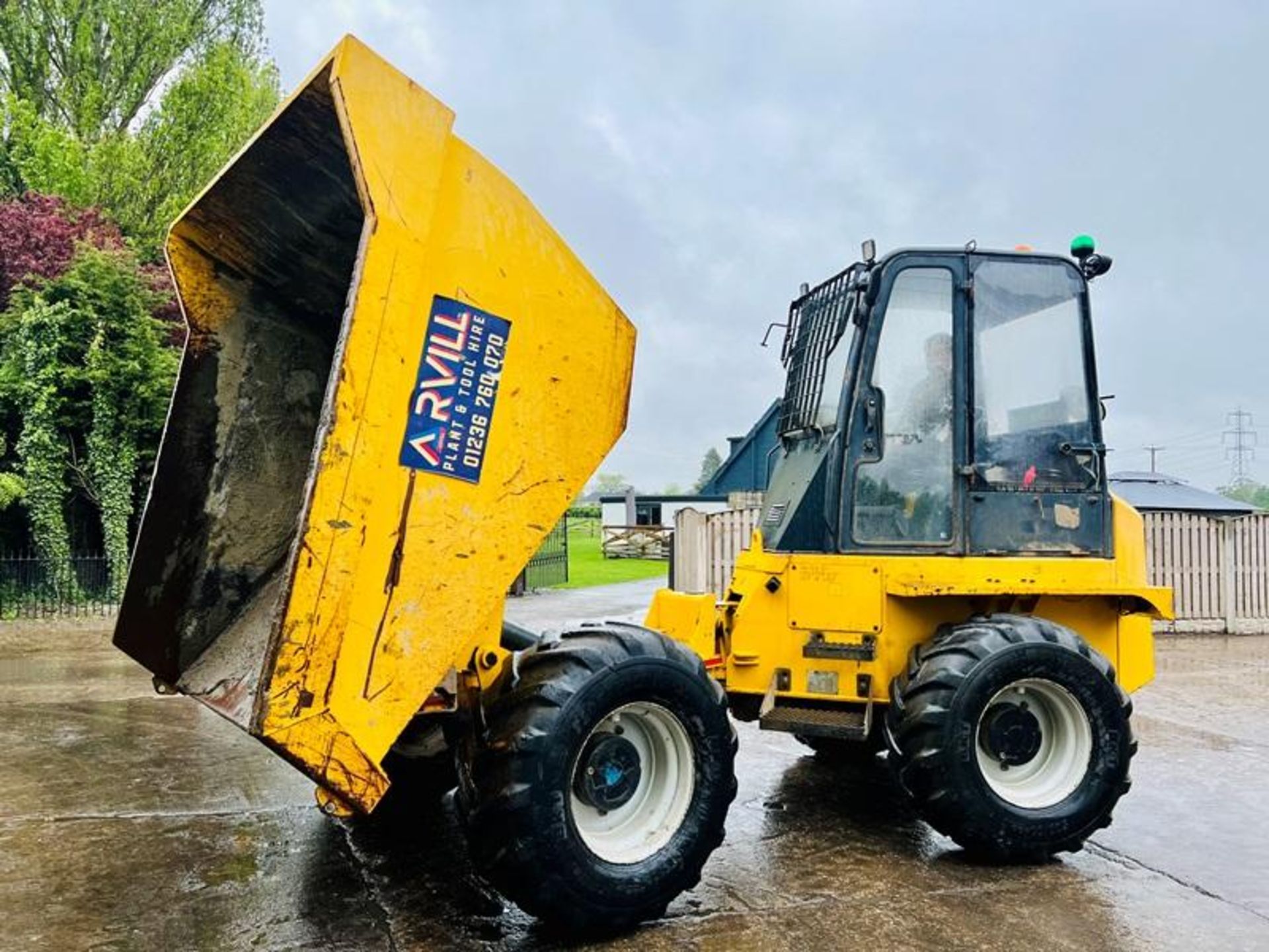 NC ENGINNERING ST10 4WD DUMPER *YEAR 2016 , 2358 HOURS* C/W FULLY GLAZED CABIN - Image 4 of 12