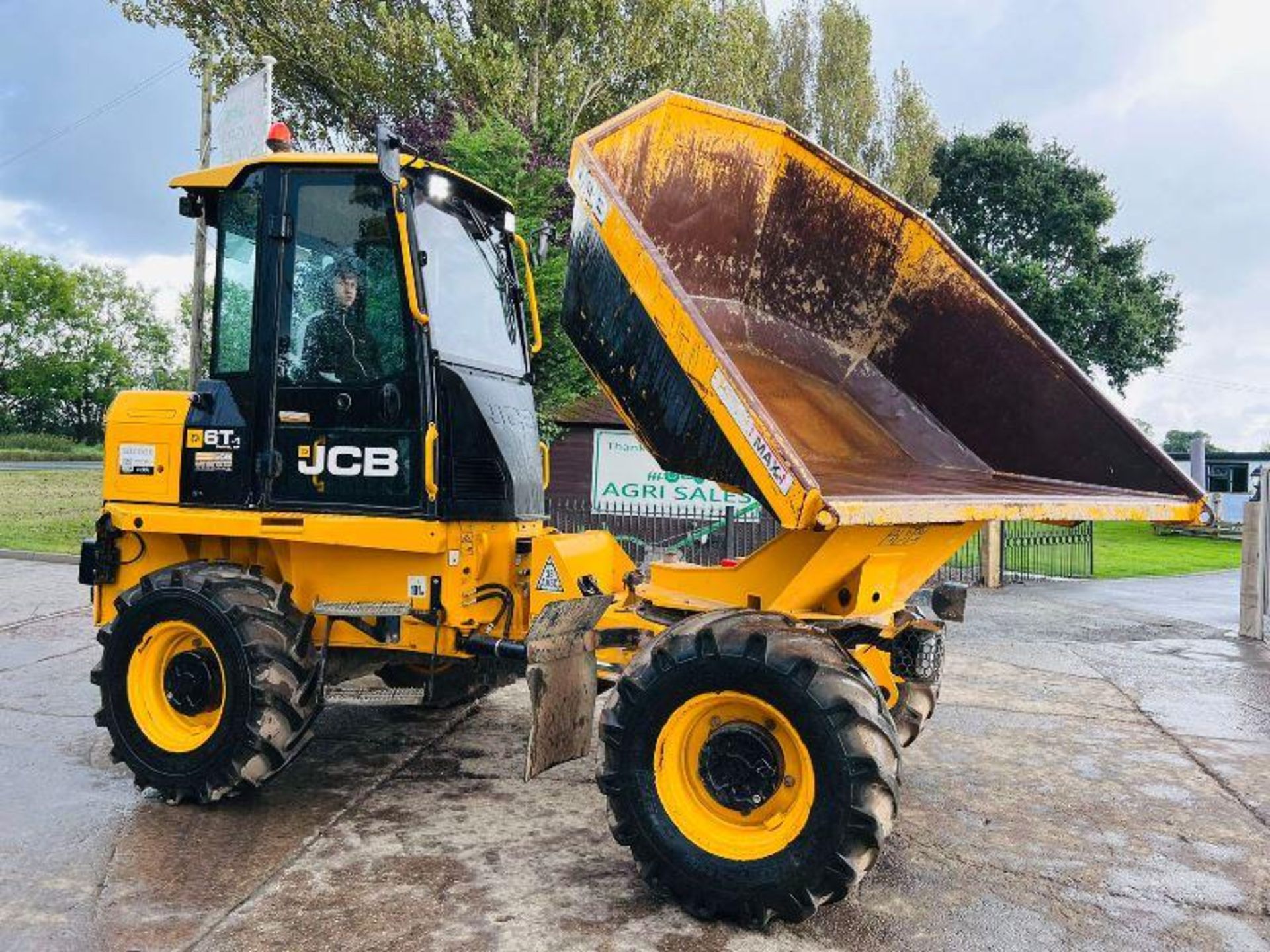 JCB 6ST 4WD DUMPER *YEAR 2018, 2406 HOURS* C/W FULLY GLAZED CABIN  - Bild 9 aus 17