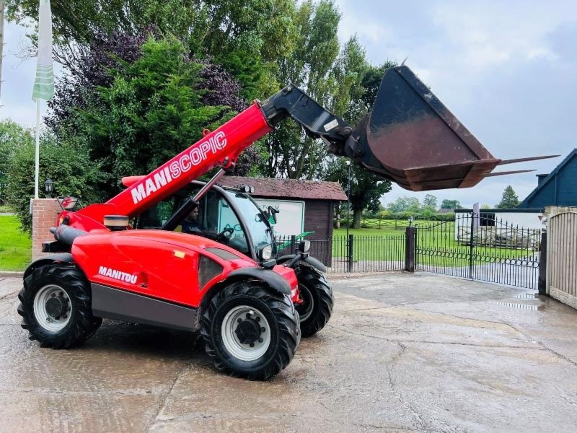 MANITOU 625-75H 4WD TELEHANDLER *YEAR 2012* - Image 8 of 17