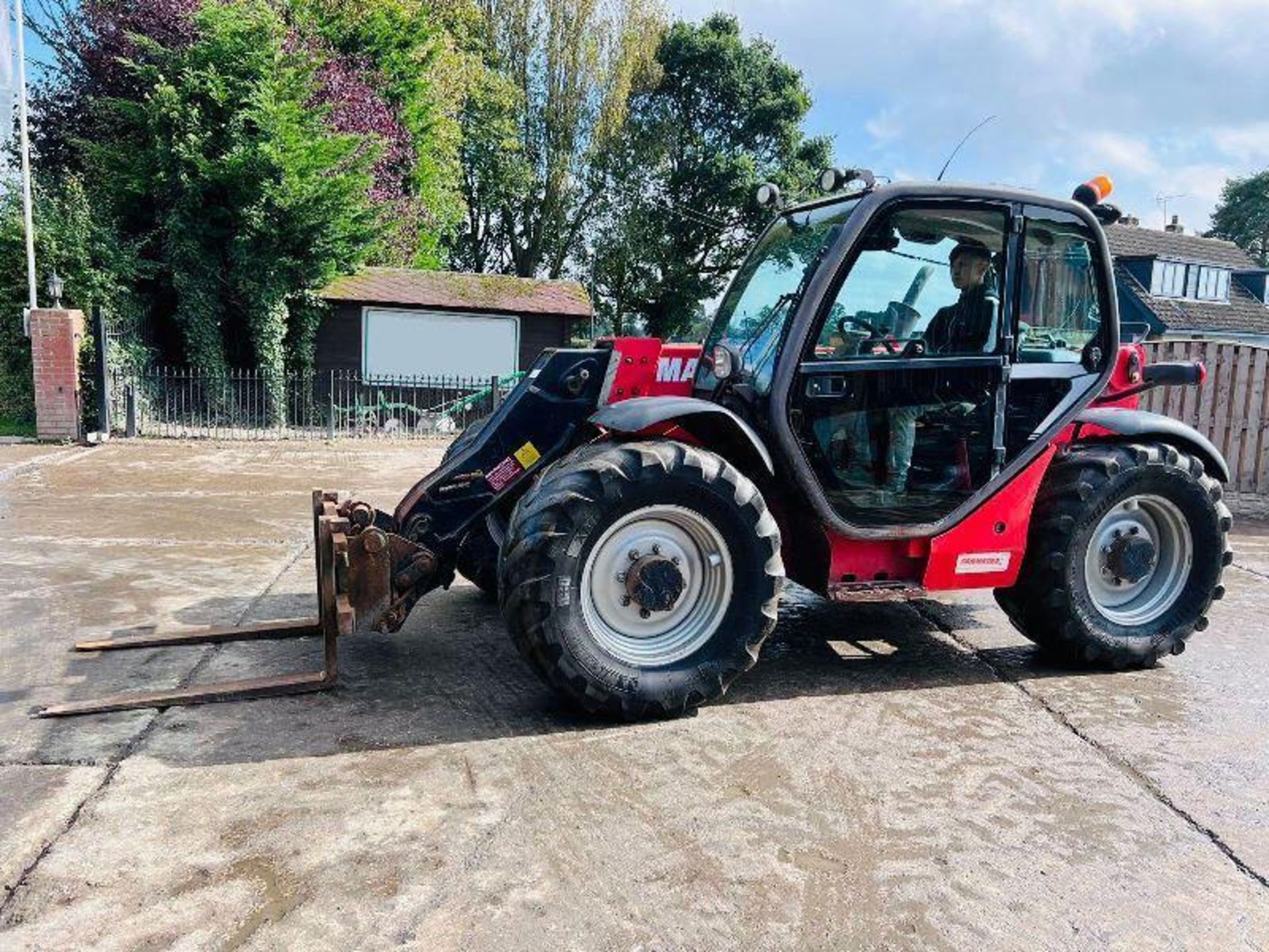 MANITOU MLT630 TURBO 4WD TELEHANDLER * AG-SPEC * C/W PICK UP HITCH - Image 16 of 18