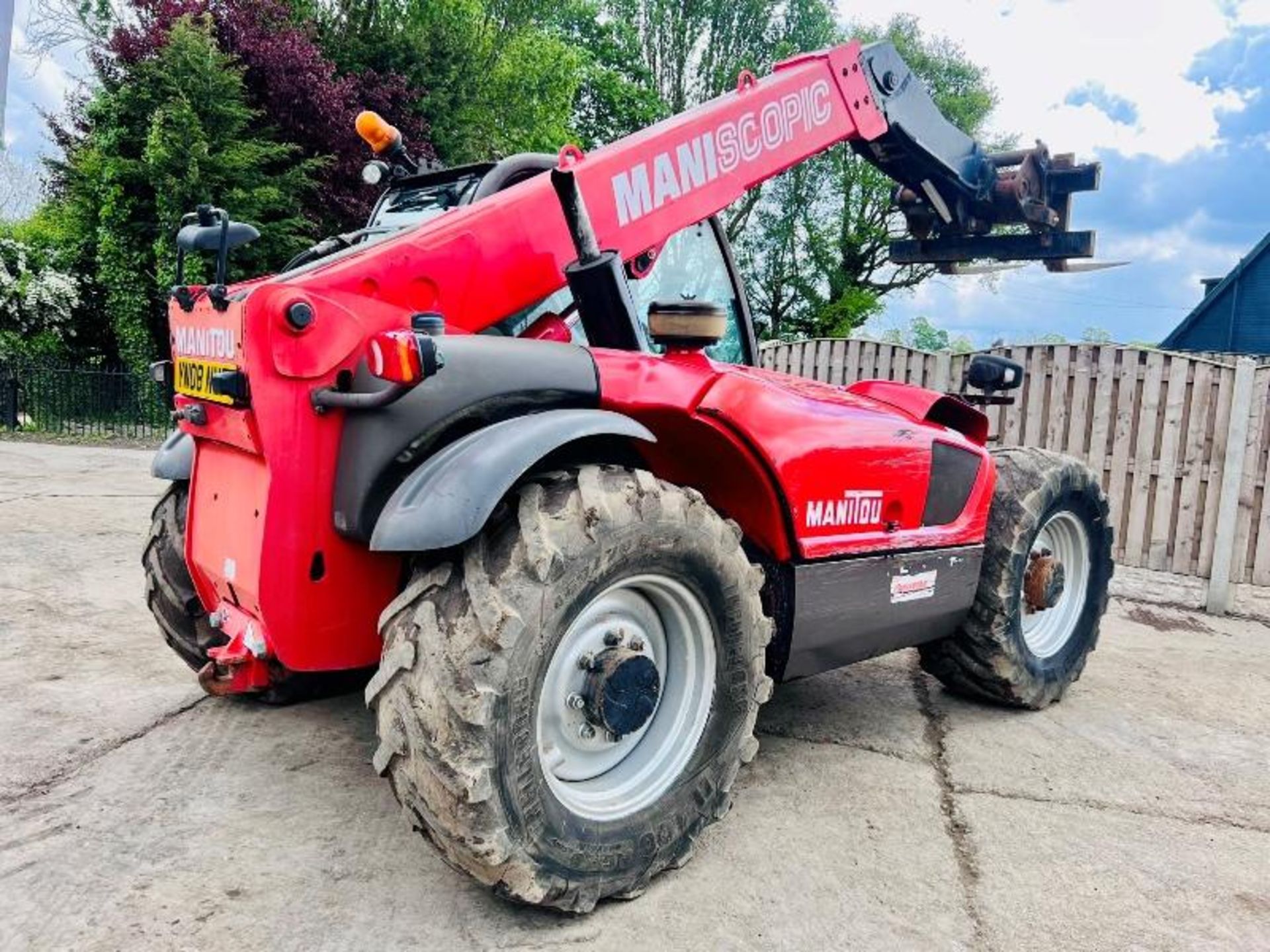 MANITOU MLT630 TURBO 4WD TELEHANDLER * AG-SPEC * C/W PICK UP HITCH - Image 7 of 18
