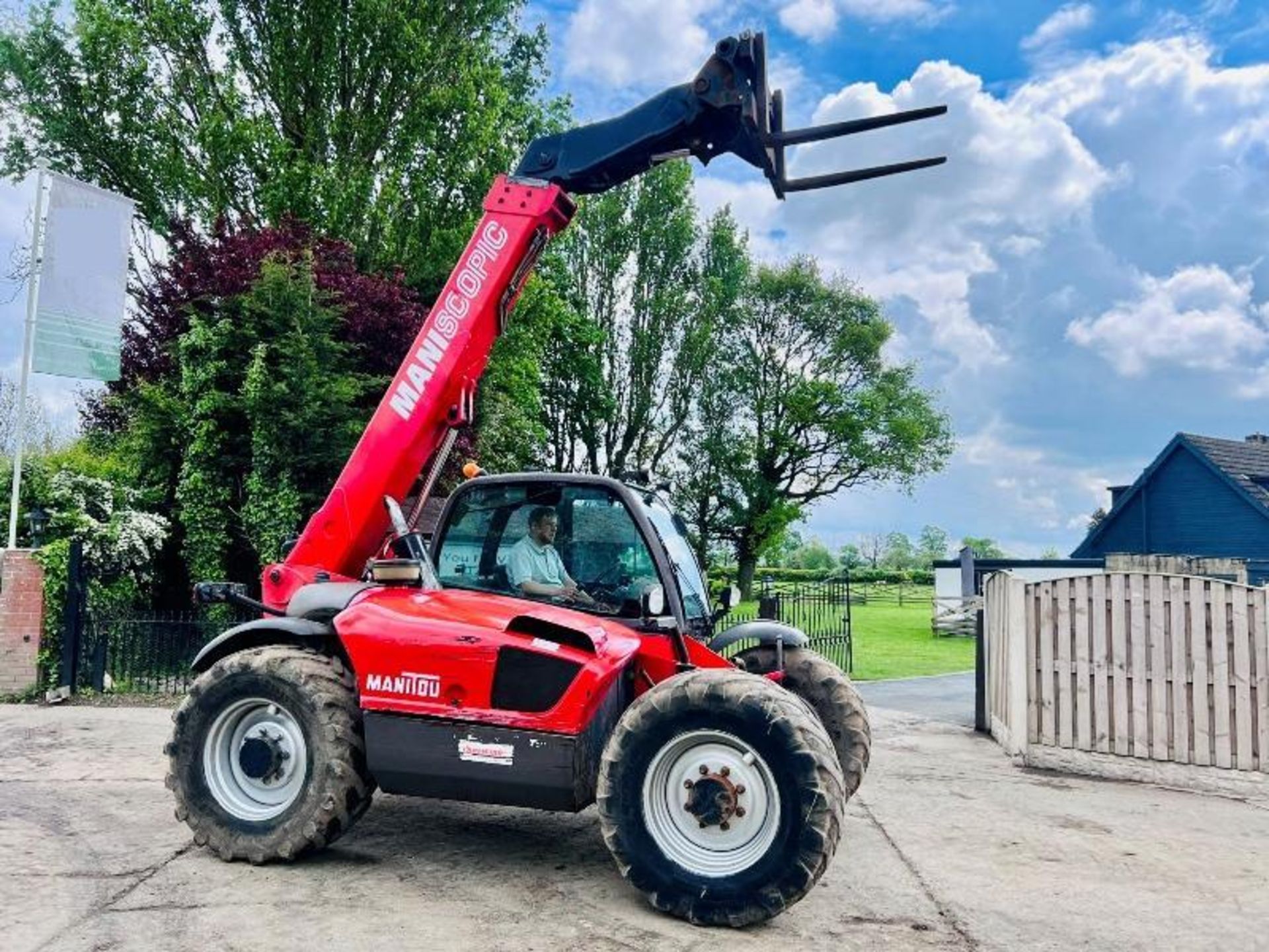 MANITOU MLT630 TURBO 4WD TELEHANDLER * AG-SPEC * C/W PICK UP HITCH - Image 3 of 18