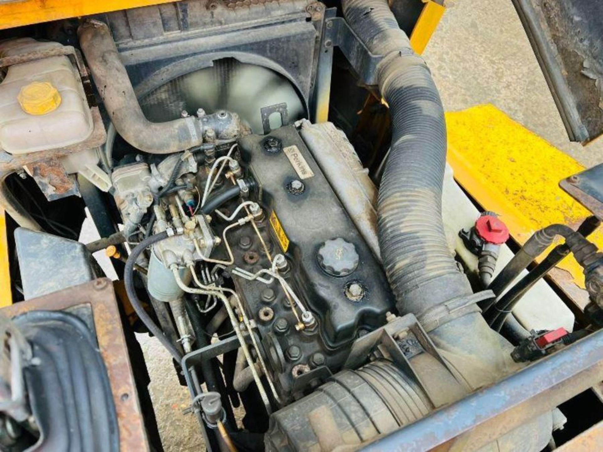 THWAITES 9 TON 4WD DUMPER C/W ROLE BAR & PERKINS ENGINE - Image 6 of 16