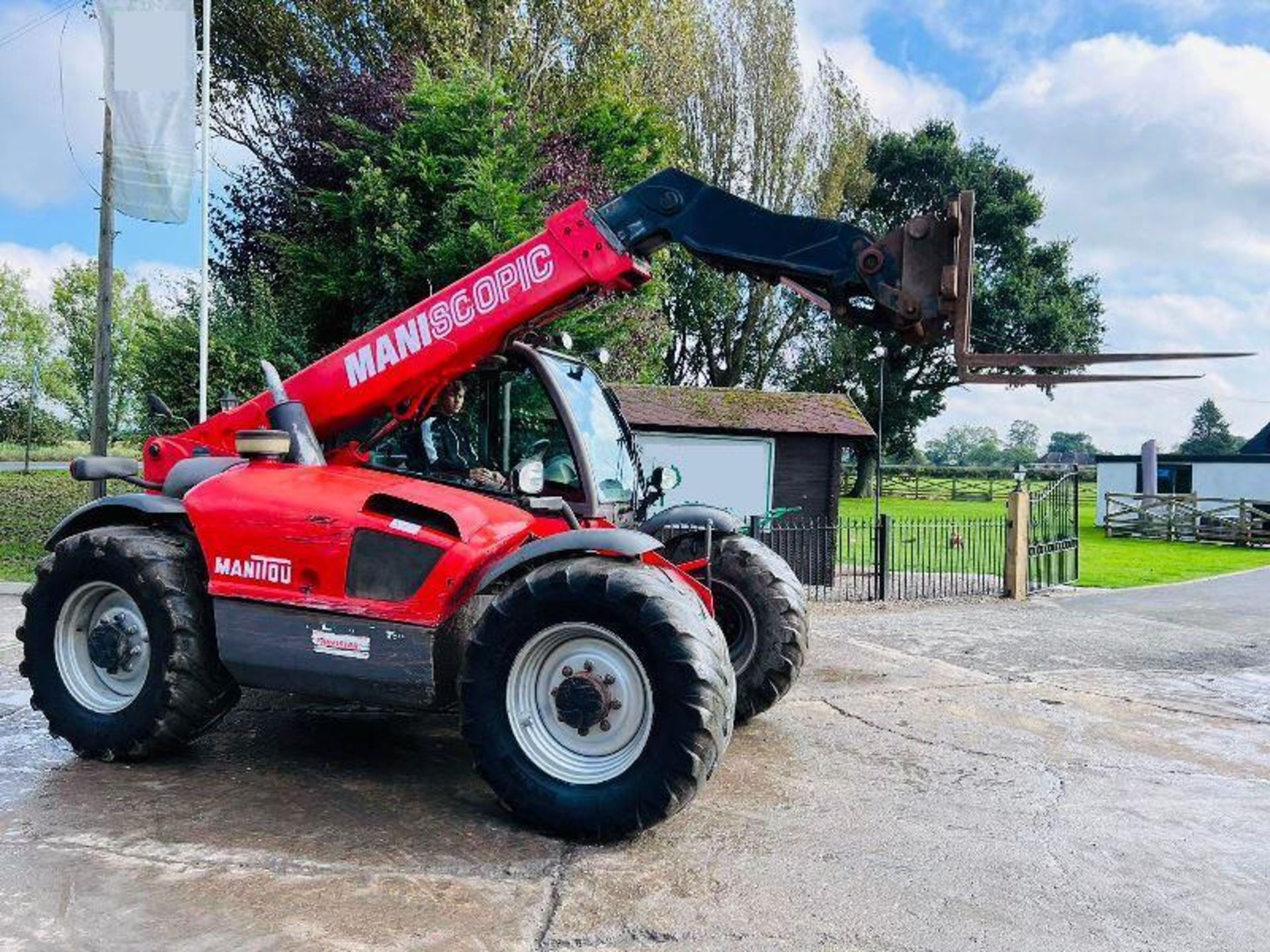 MANITOU MLT630 TURBO 4WD TELEHANDLER * AG-SPEC * C/W PICK UP HITCH - Image 13 of 18