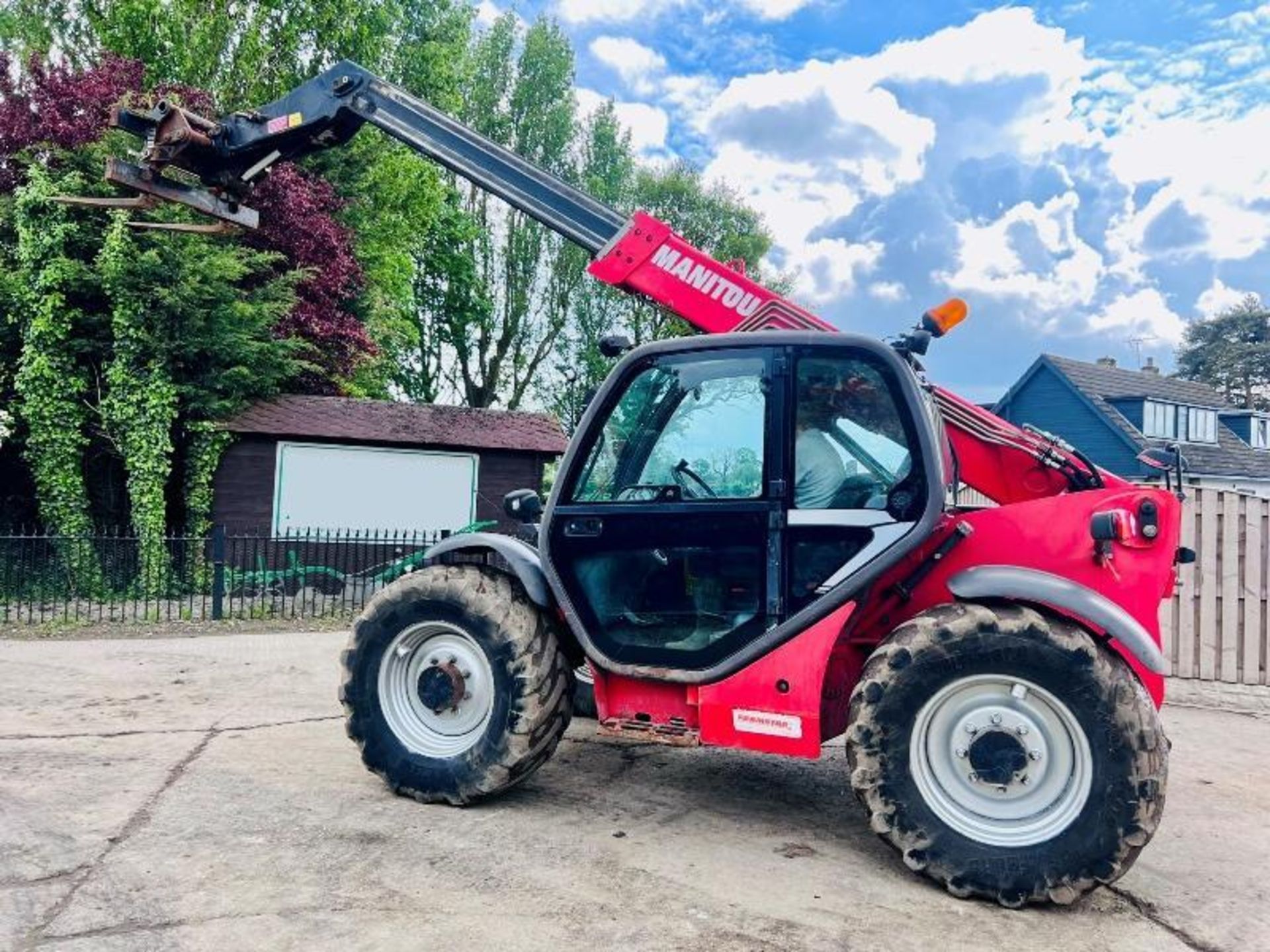 MANITOU MLT630 TURBO 4WD TELEHANDLER * AG-SPEC * C/W PICK UP HITCH - Image 5 of 18