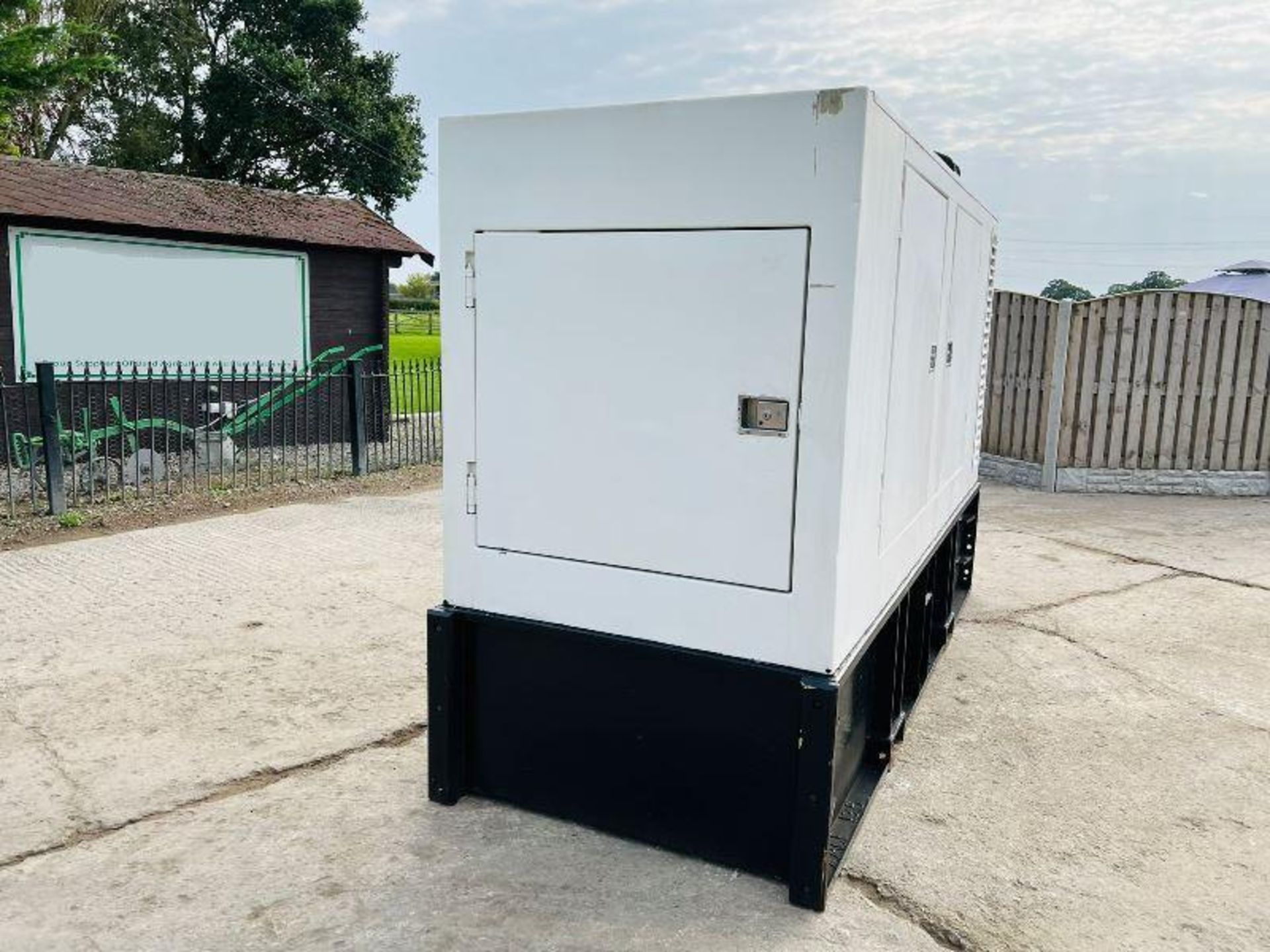 AGGREKO GHP11/8065E 60KVA STATIC GENERATOR C/W IVECO ENGINE  - Image 17 of 19