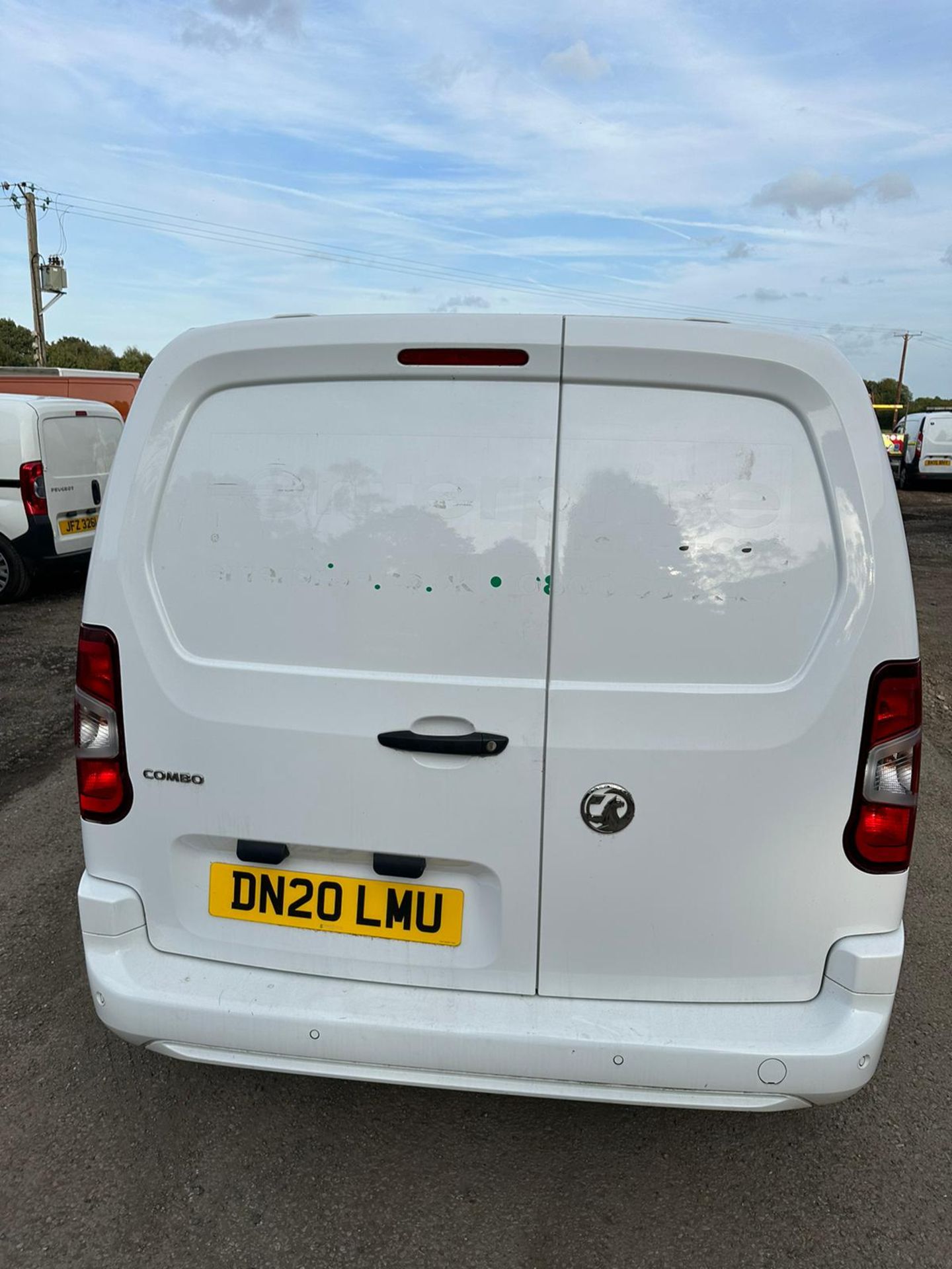 2020 20 VAUXHALL COMBO SPORTIVE PANEL VAN - 68K MILES - AIR CON - PLY LINED - Image 6 of 7