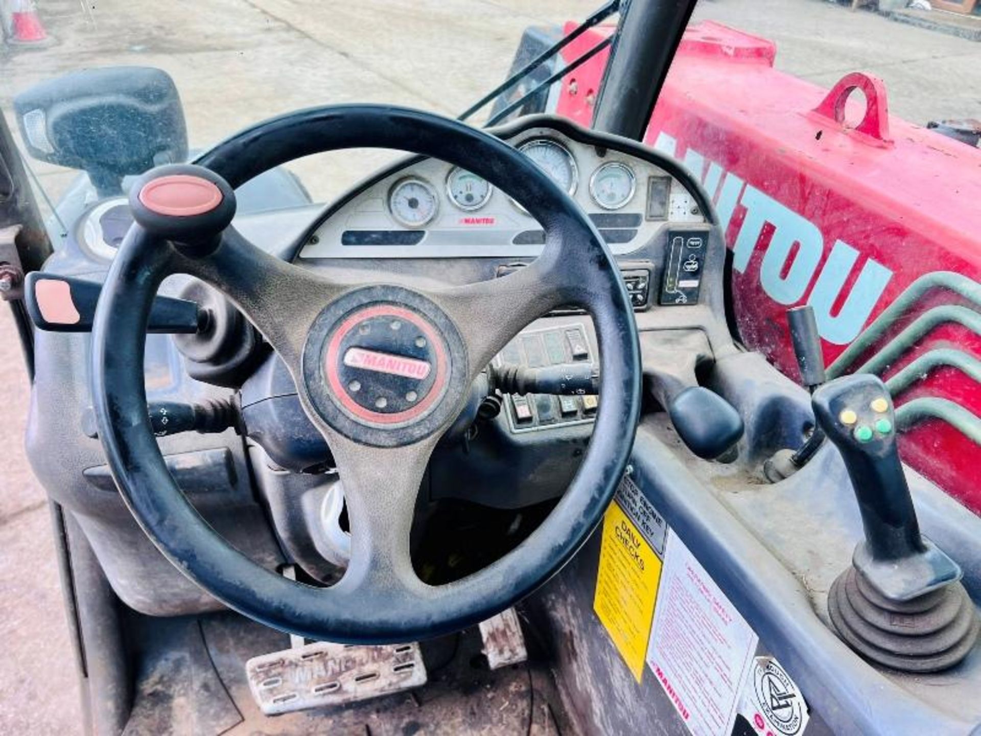 MANITOU MLT630 TURBO 4WD TELEHANDLER * AG-SPEC * C/W PICK UP HITCH - Image 10 of 18