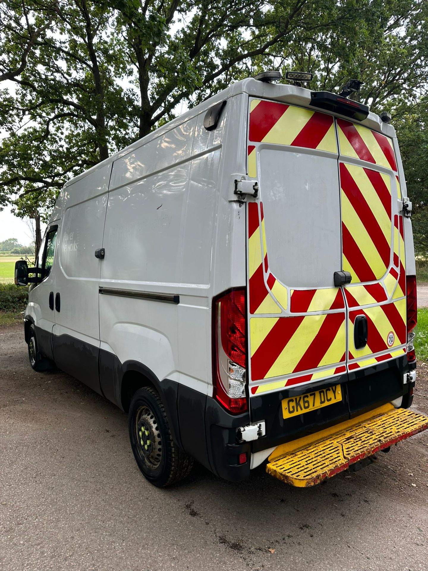 2017 67 IVECO DAILY MWB PANEL VAN - 145K MILES - Image 5 of 11