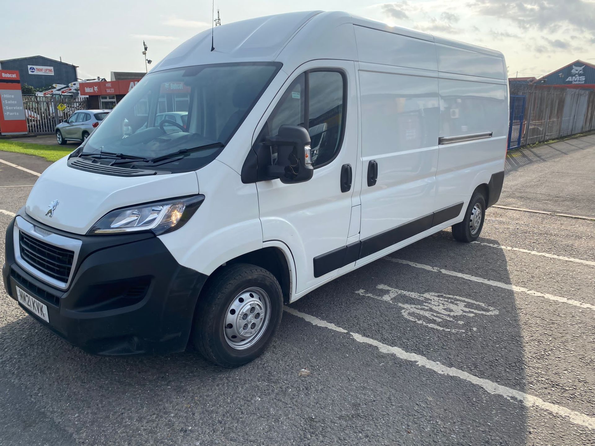 2021 21 PEUGEOT BOXER PROFESSIONAL PANEL VAN - 34K MILES - EURO 6 - AIR CON  - Image 3 of 11