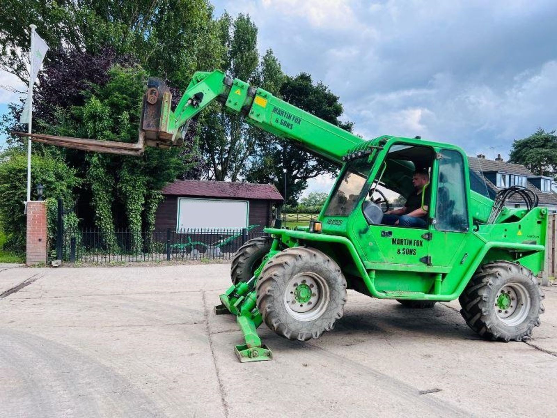 MERLO P35.13K 4WD TELEHANDLER * 13 METER REACH * C/W PALLET TINES - Image 4 of 15