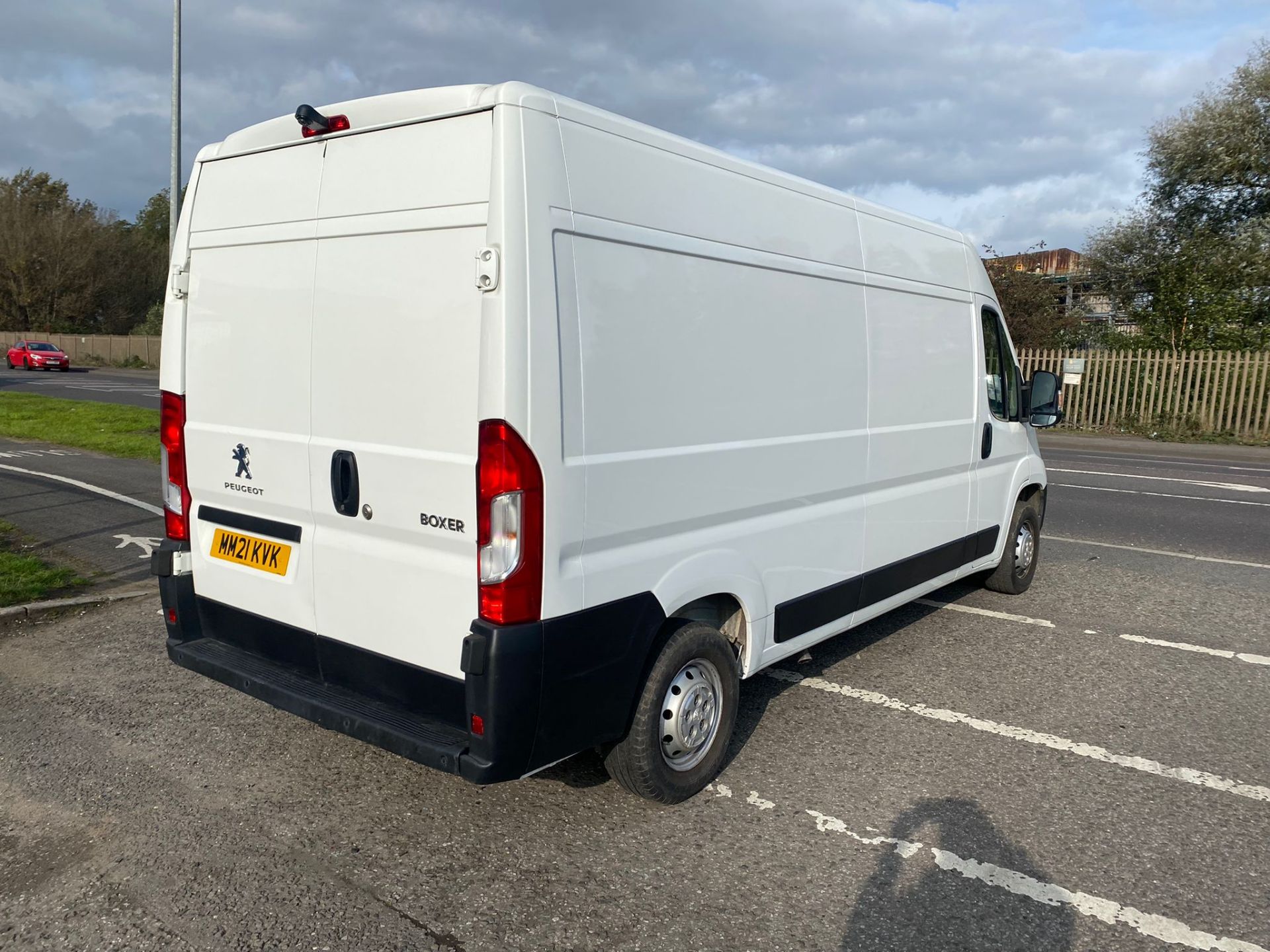 2021 21 PEUGEOT BOXER PROFESSIONAL PANEL VAN - 34K MILES - EURO 6 - AIR CON - Image 7 of 11