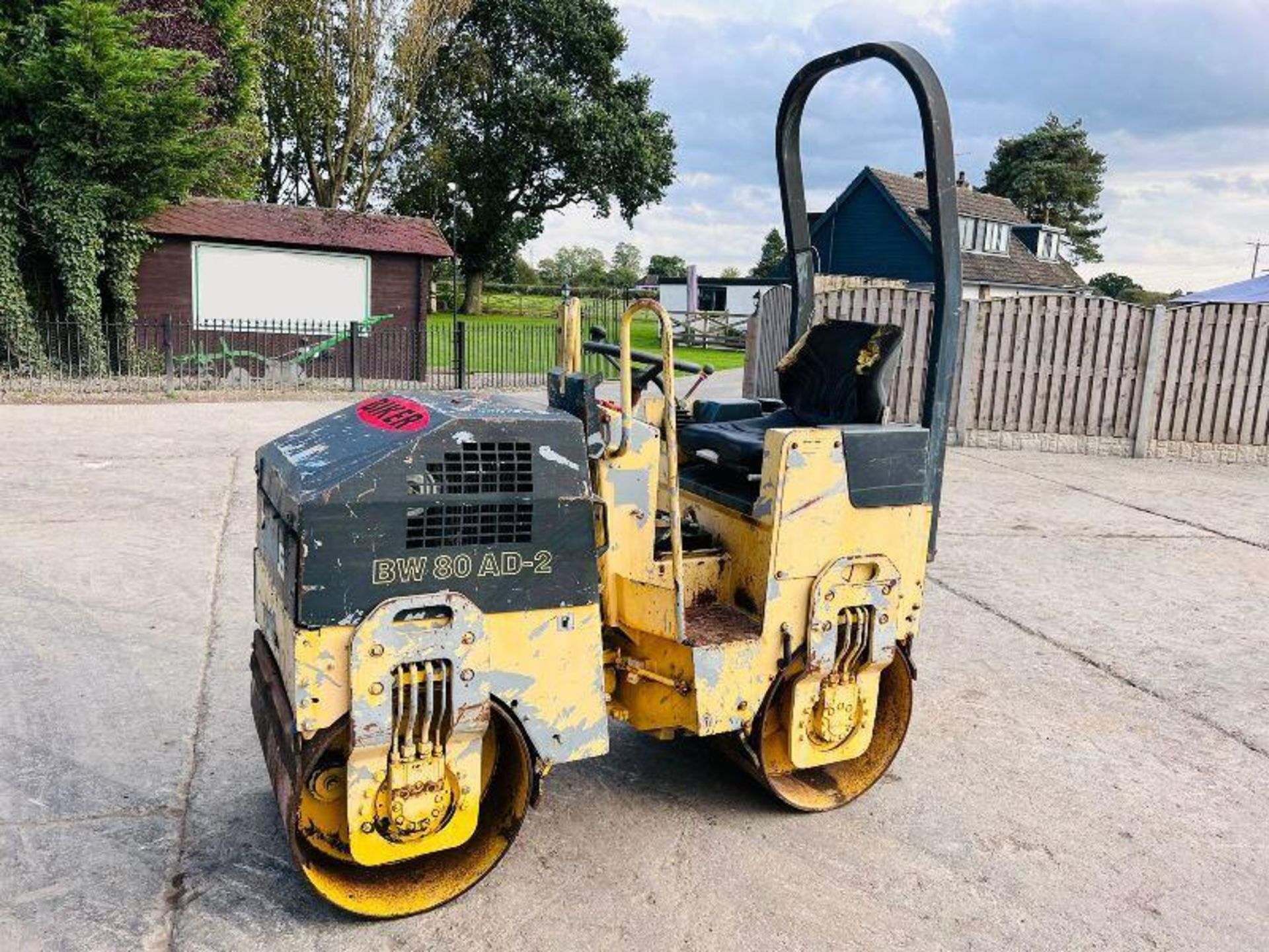 BOMAG BW80 AD-2 DOUBLE DRUM ROLLER C/W ROLE BAR & KUBOTA ENGINE  - Image 8 of 8