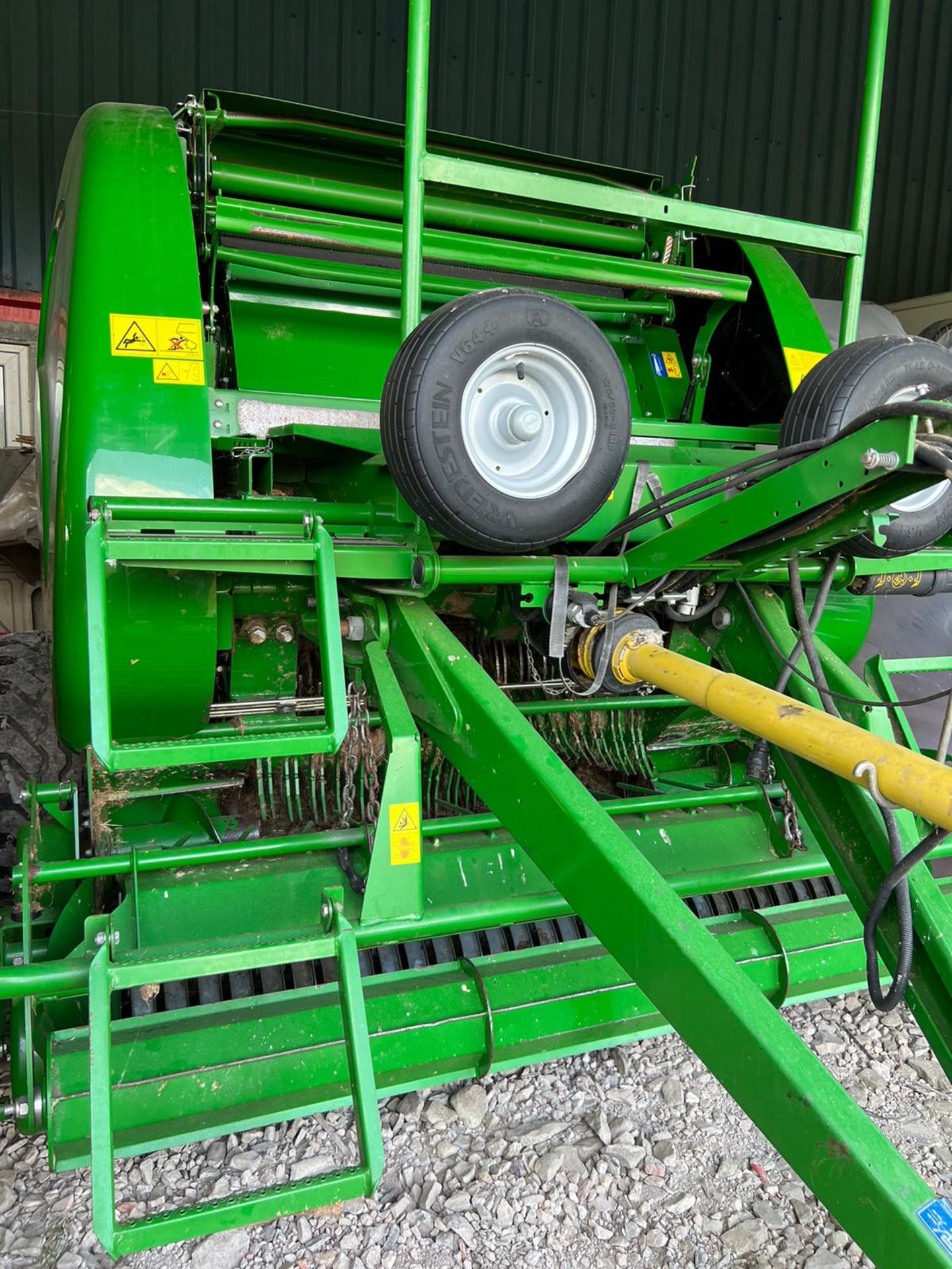 2019 MCHALE F5500 ROUND BALER - Image 2 of 6