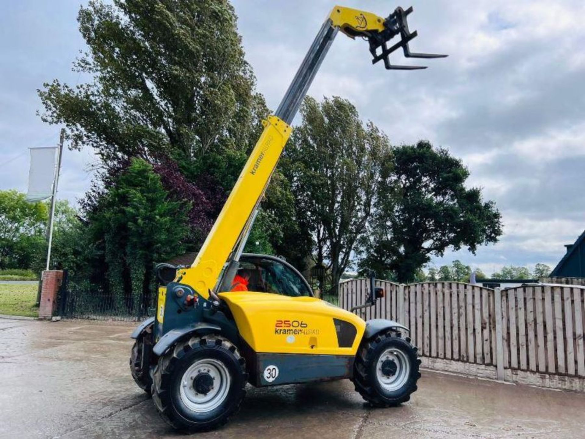 KRAMER ALLRAD 4074WD TELEHANDLER *YEAR 2011, AG SPEC* C/W PUH - Image 13 of 16