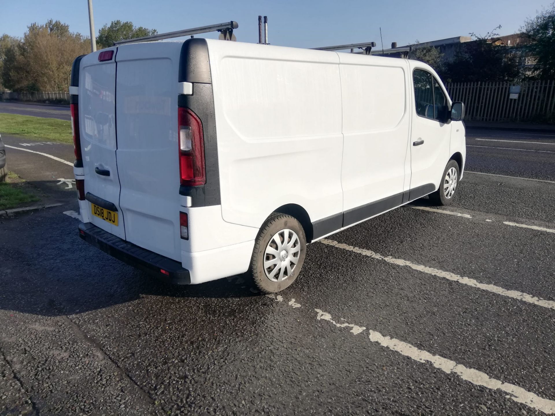 2018 18 VAUXHALL VIVARO SPORTIVE LWB PANEL VAN - 121,137 MILES - AIR CON - EURO 6 - Image 7 of 9