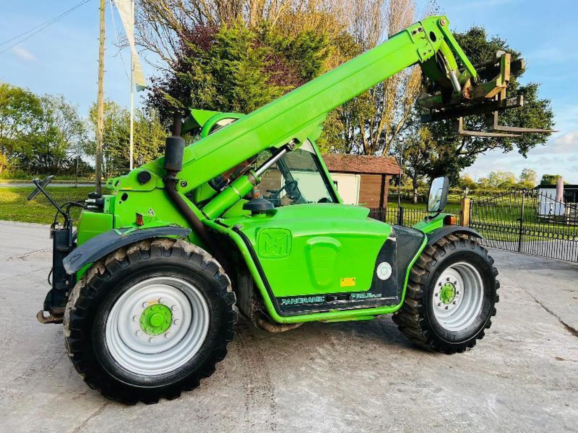 MERLO P32.6PLUS 4WD TELEHANDLER *AG-SPEC, YEAR 2009* C/W PICK UP HITCH  - Image 15 of 16