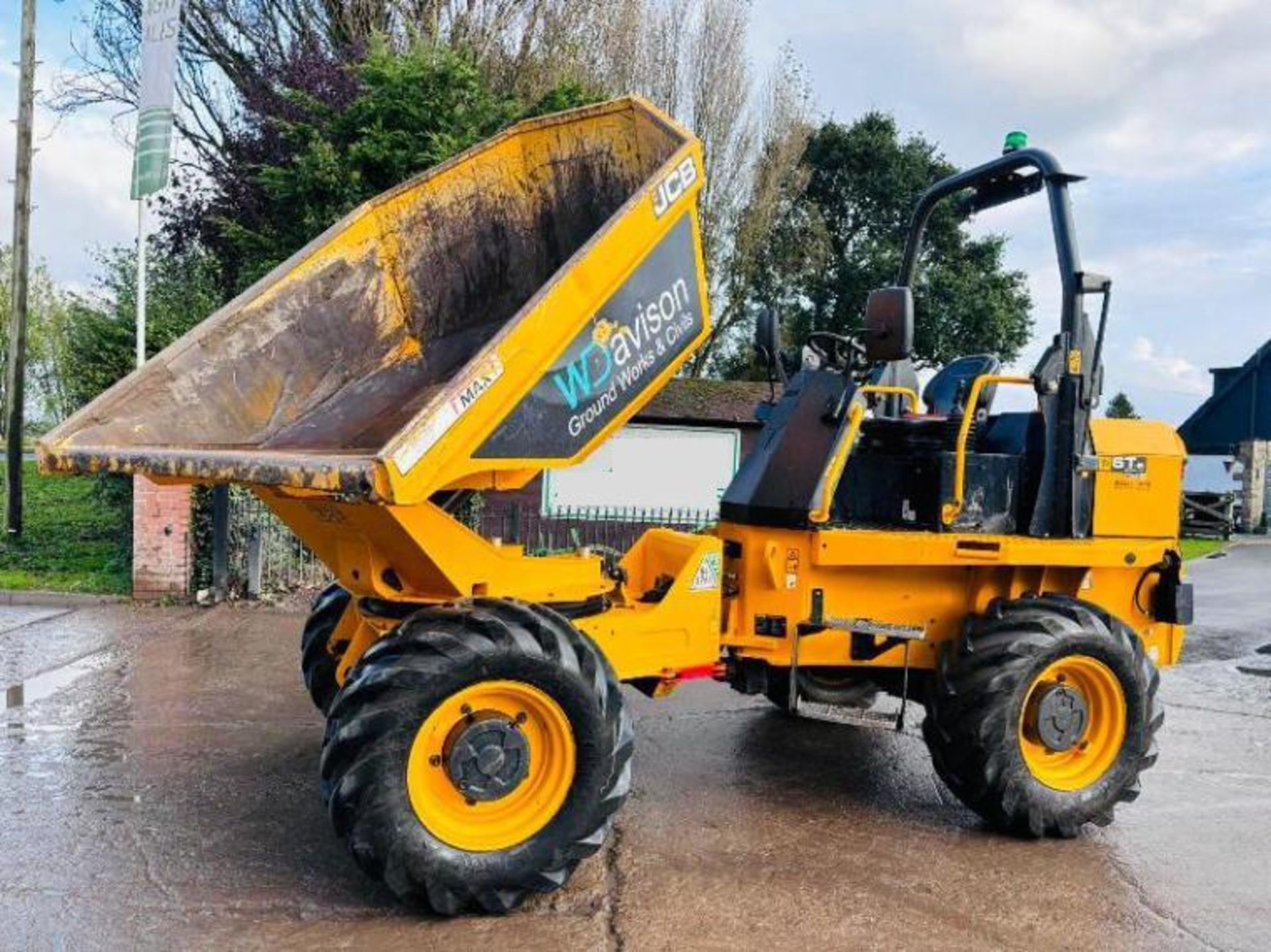 JCB 6T-2 4WD SWIVEL TIP DUMPER *YEAR 2020, 1023 HOURS* C/W ROLE BAR - Image 16 of 19