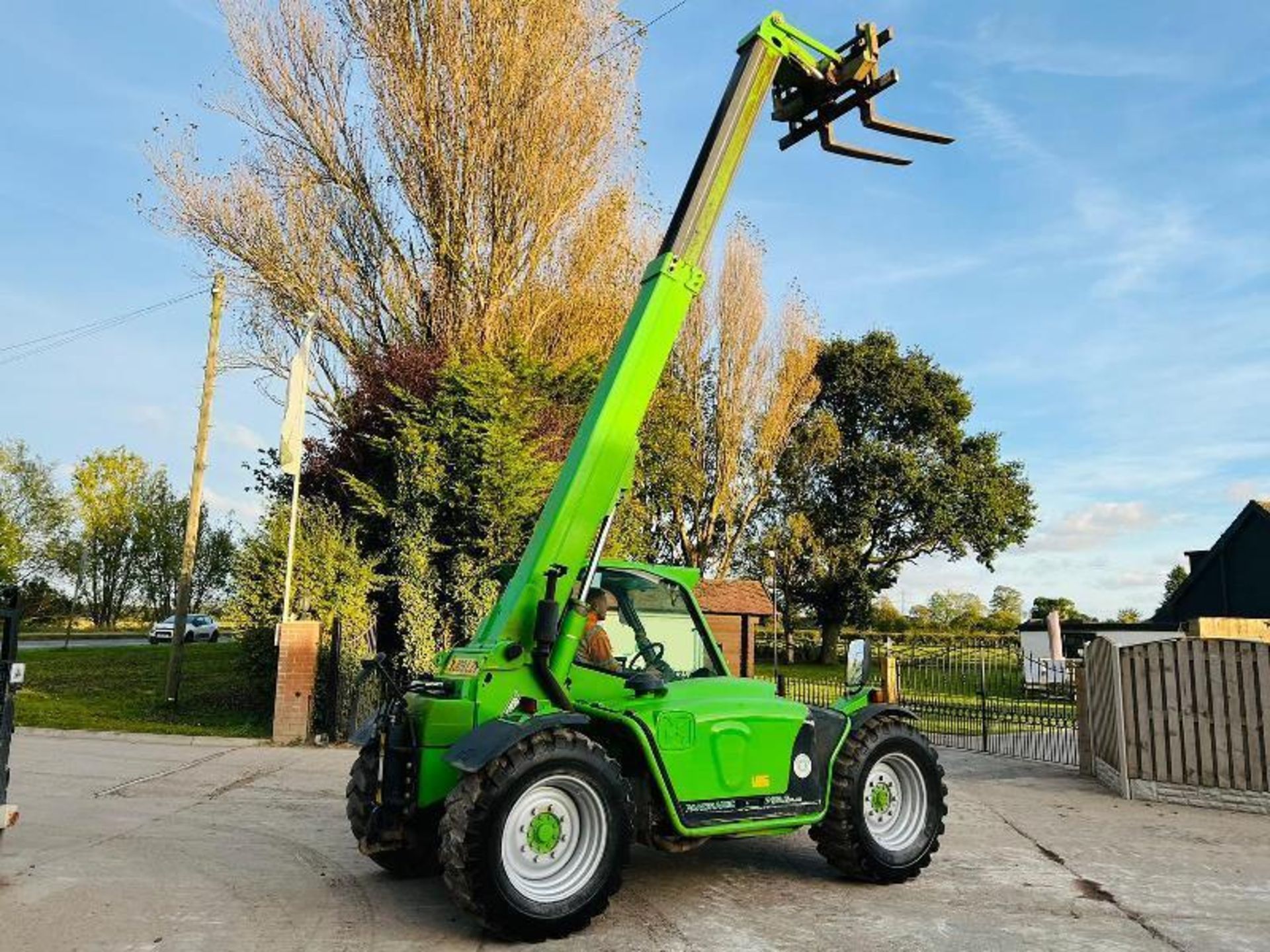 MERLO P32.6PLUS 4WD TELEHANDLER *AG-SPEC, YEAR 2009* C/W PICK UP HITCH  - Image 2 of 16