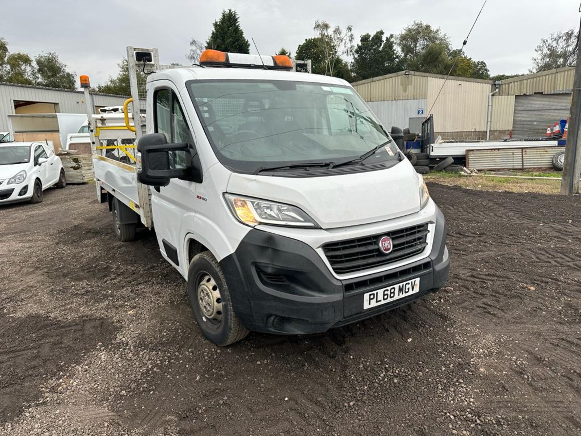2018 68 FIAT DUCATO DROPSIDE TAIL LIFT - 115K MILES - EURO 6  - Image 6 of 11