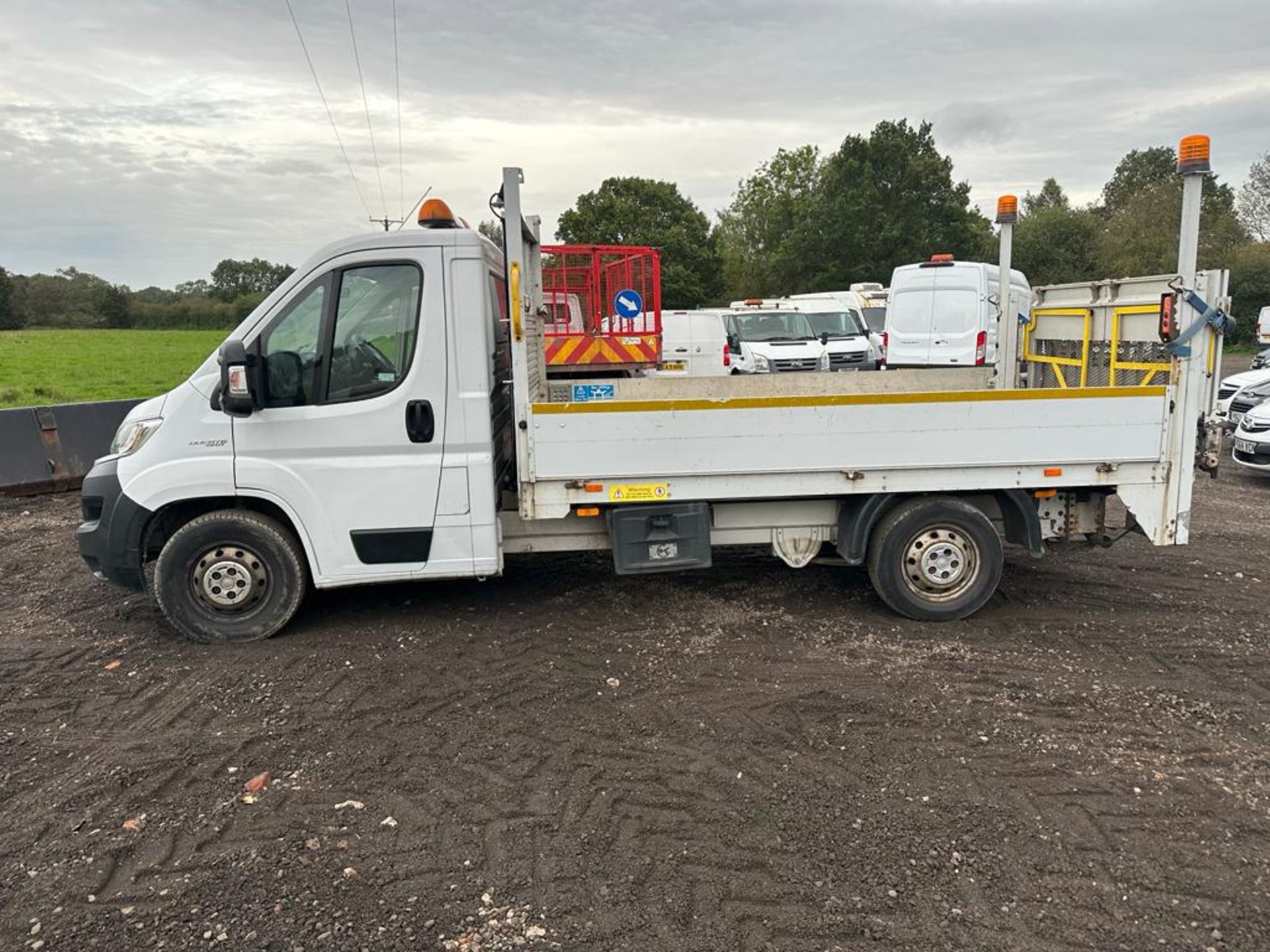 2018 68 FIAT DUCATO DROPSIDE TAIL LIFT - 115K MILES - EURO 6  - Image 7 of 11