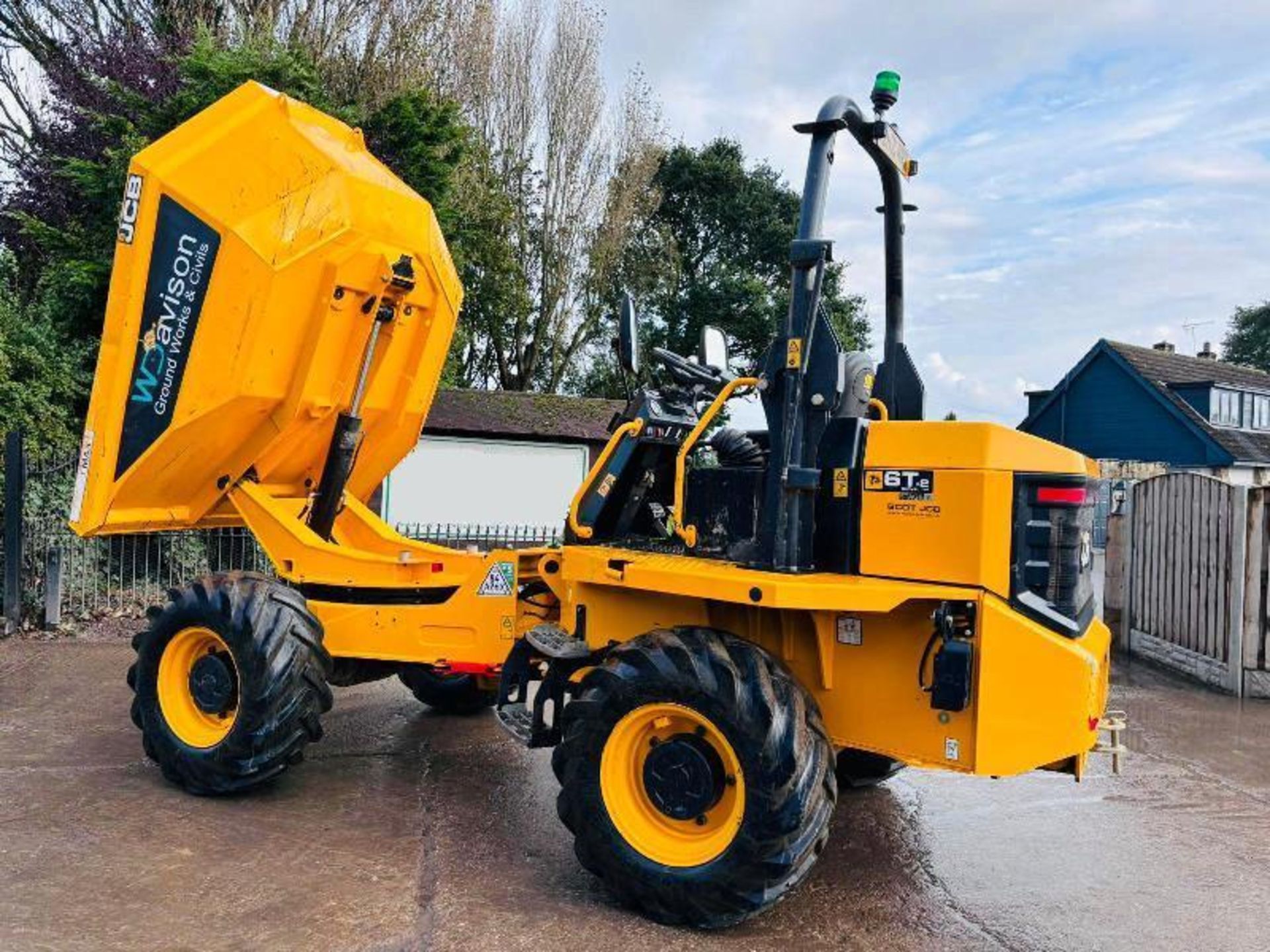 JCB 6T-2 4WD SWIVEL TIP DUMPER *YEAR 2020, 1023 HOURS* C/W ROLE BAR - Image 17 of 19