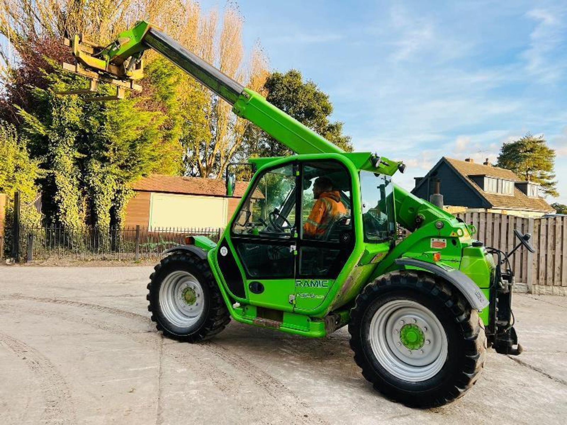 MERLO P32.6PLUS 4WD TELEHANDLER *AG-SPEC, YEAR 2009* C/W PICK UP HITCH  - Image 16 of 16