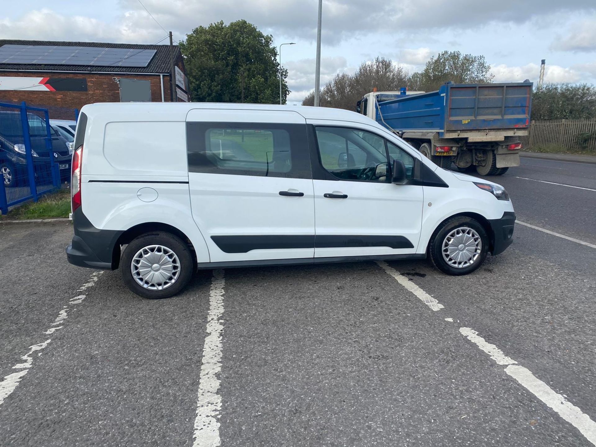 2017 17 FORD TRANSIT CONNECT DOUBLE CAB PANEL VAN - 118K MILES - 5 SEATS - LWB - EURO 6 - Image 8 of 11