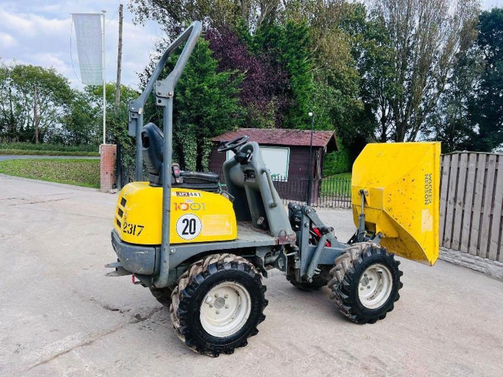 WACKER NEUSON 1001 HIGH TIP DUMPER *YEAR 2016, 1137HOURS* C/W ROLE BAR - Bild 11 aus 14