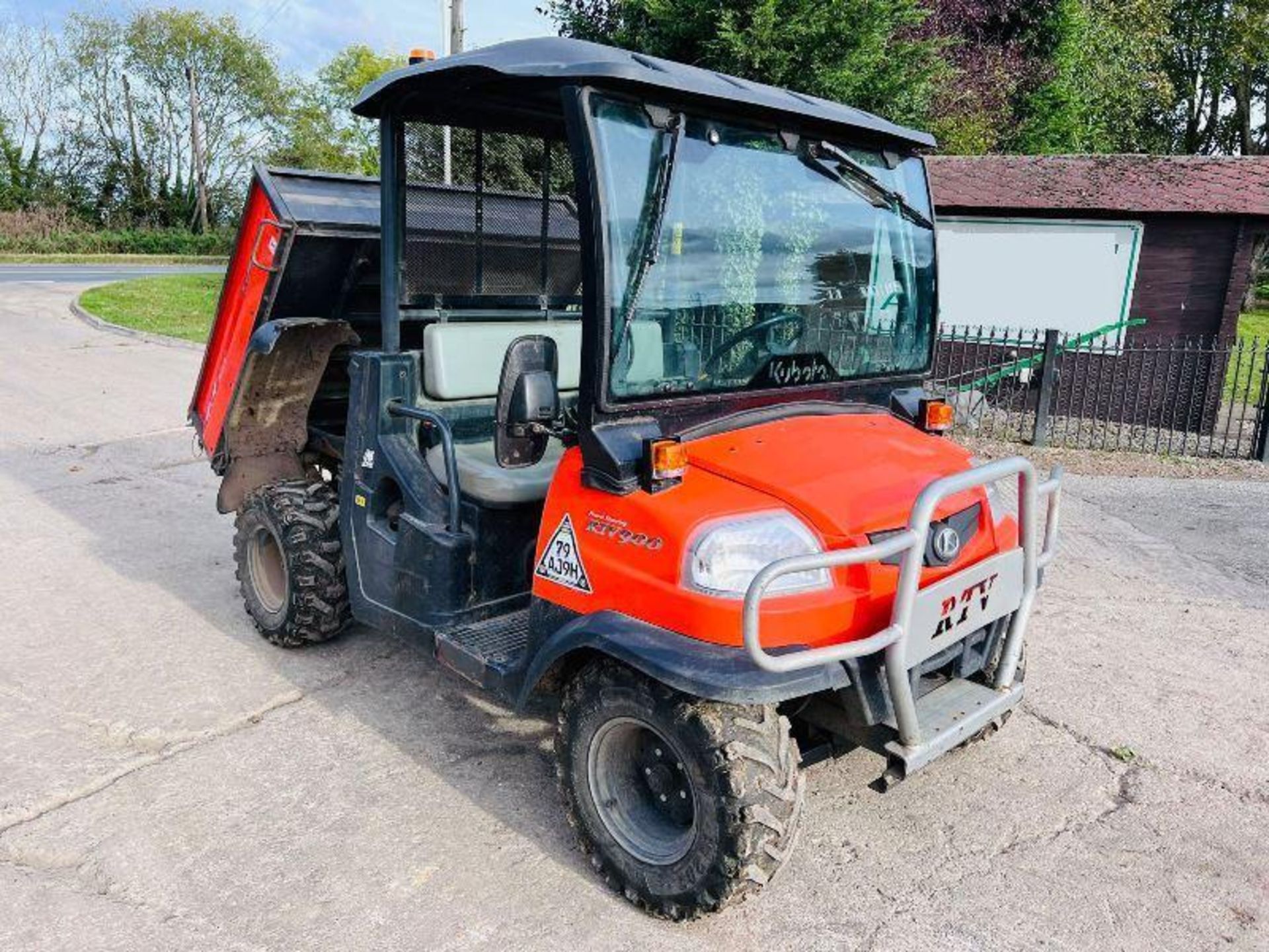 KUBOTA RTV900 4WD UTV *ROAD REGISTERED* C/W KUBOTA ENGINE - Image 16 of 17