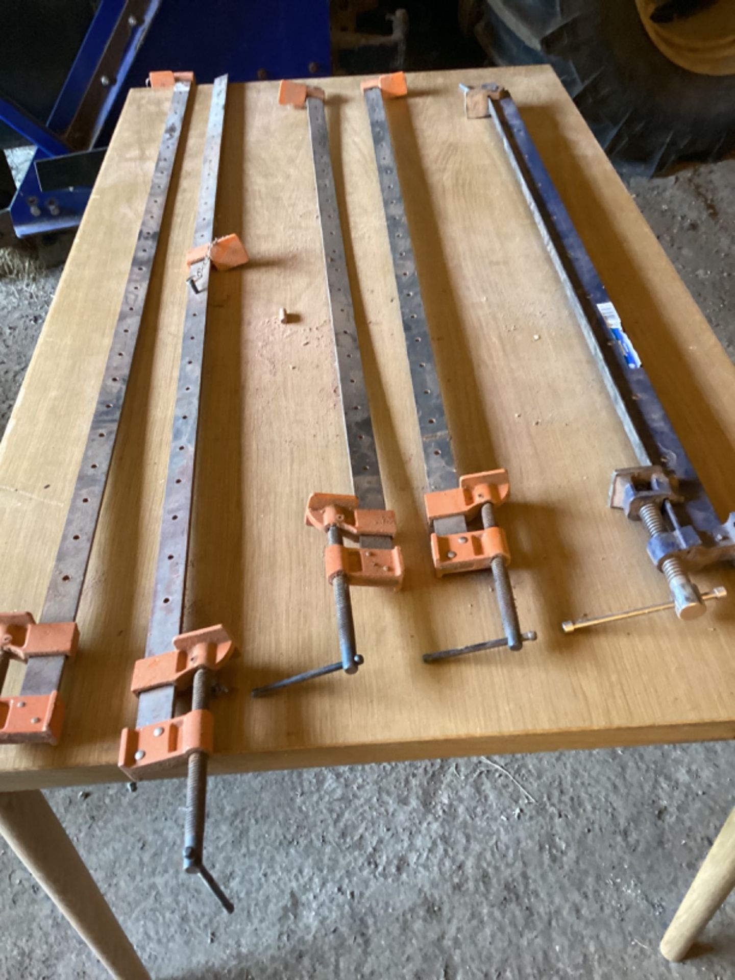 LOT OF 5 CLAMPS