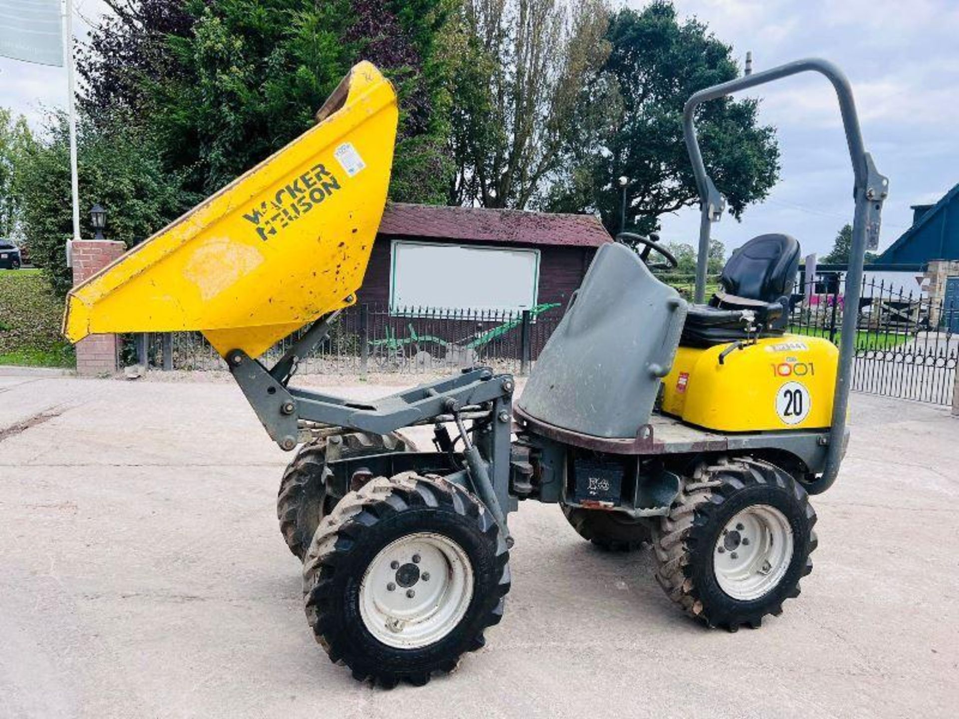 WACKER NEUSON 1001 HIGH TIP DUMPER *YEAR 2016, 1137HOURS* C/W ROLE BAR - Bild 2 aus 14