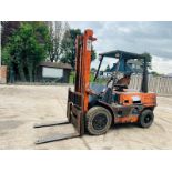 TOYOTA 02-2FD35 DIESEL FORK LIFT C/W 3 STAGE MAST